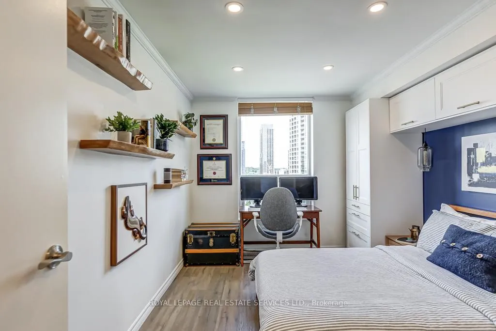 Photo 15 of Unit PH23, 77 Maitland Place, Toronto, Cabbagetown-South St. James Town — HOMEH