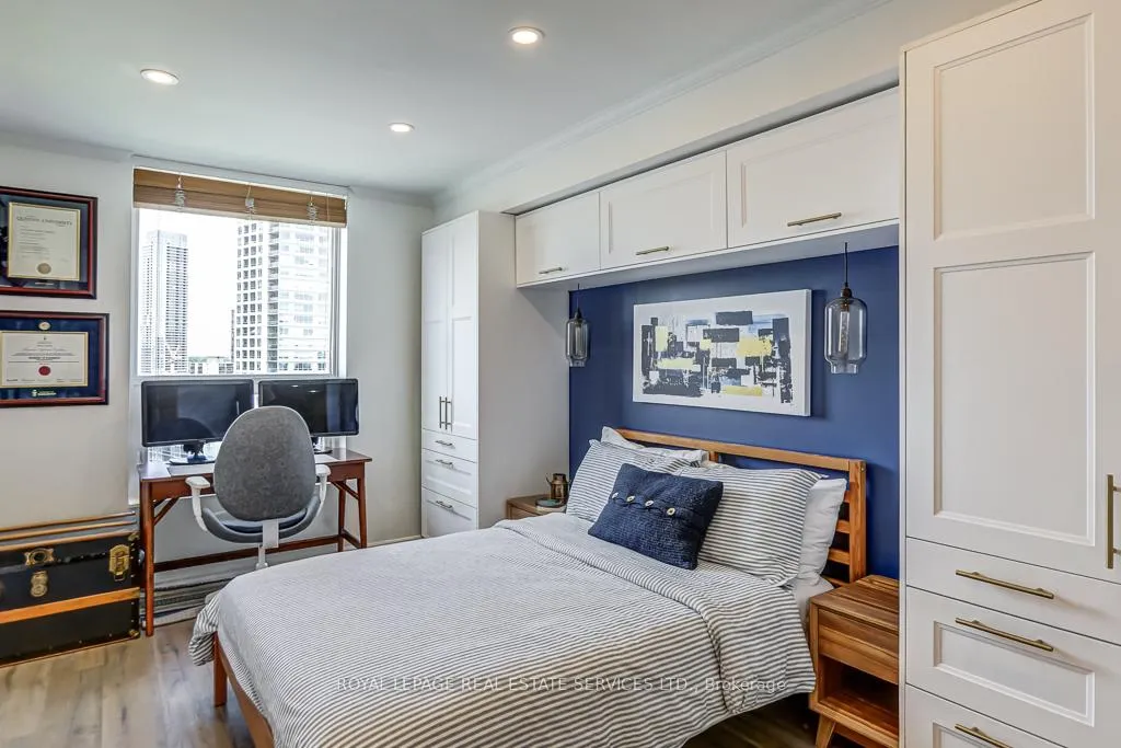 Photo 16 of Unit PH23, 77 Maitland Place, Toronto, Cabbagetown-South St. James Town — HOMEH