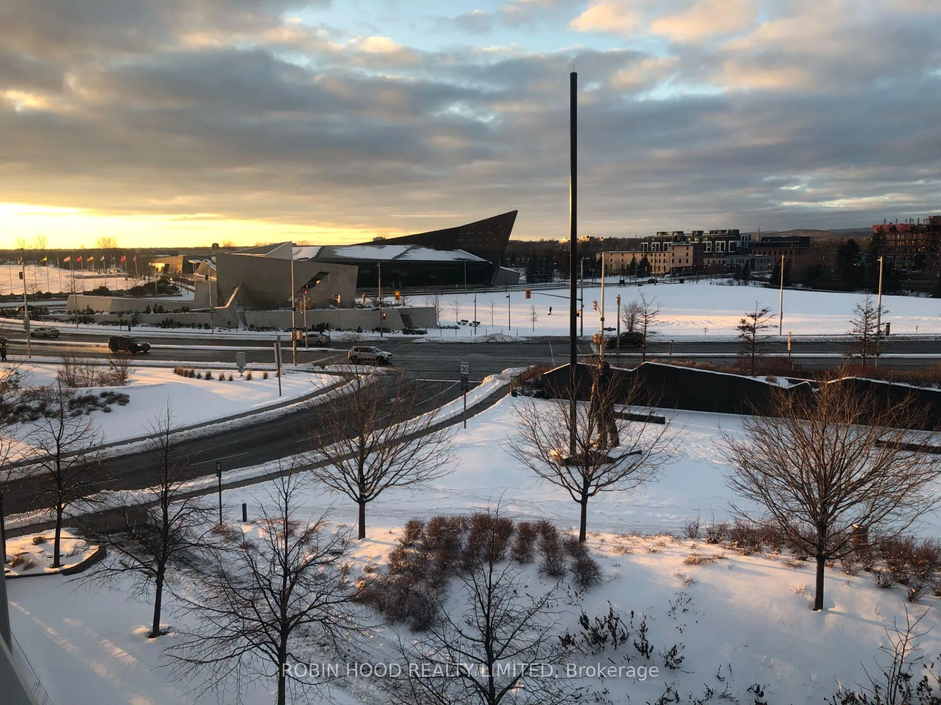 Photo 11 of Unit 408, 200 Lett Street, Ottawa, West Centre Town — HOMEH