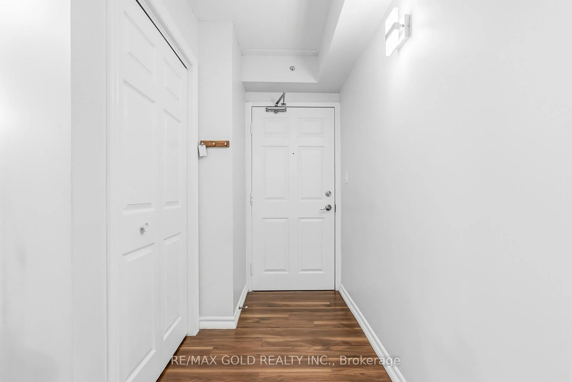 Photo 2 of Unit 202, 1340 Main Street E, Milton, Dempsey — HOMEH