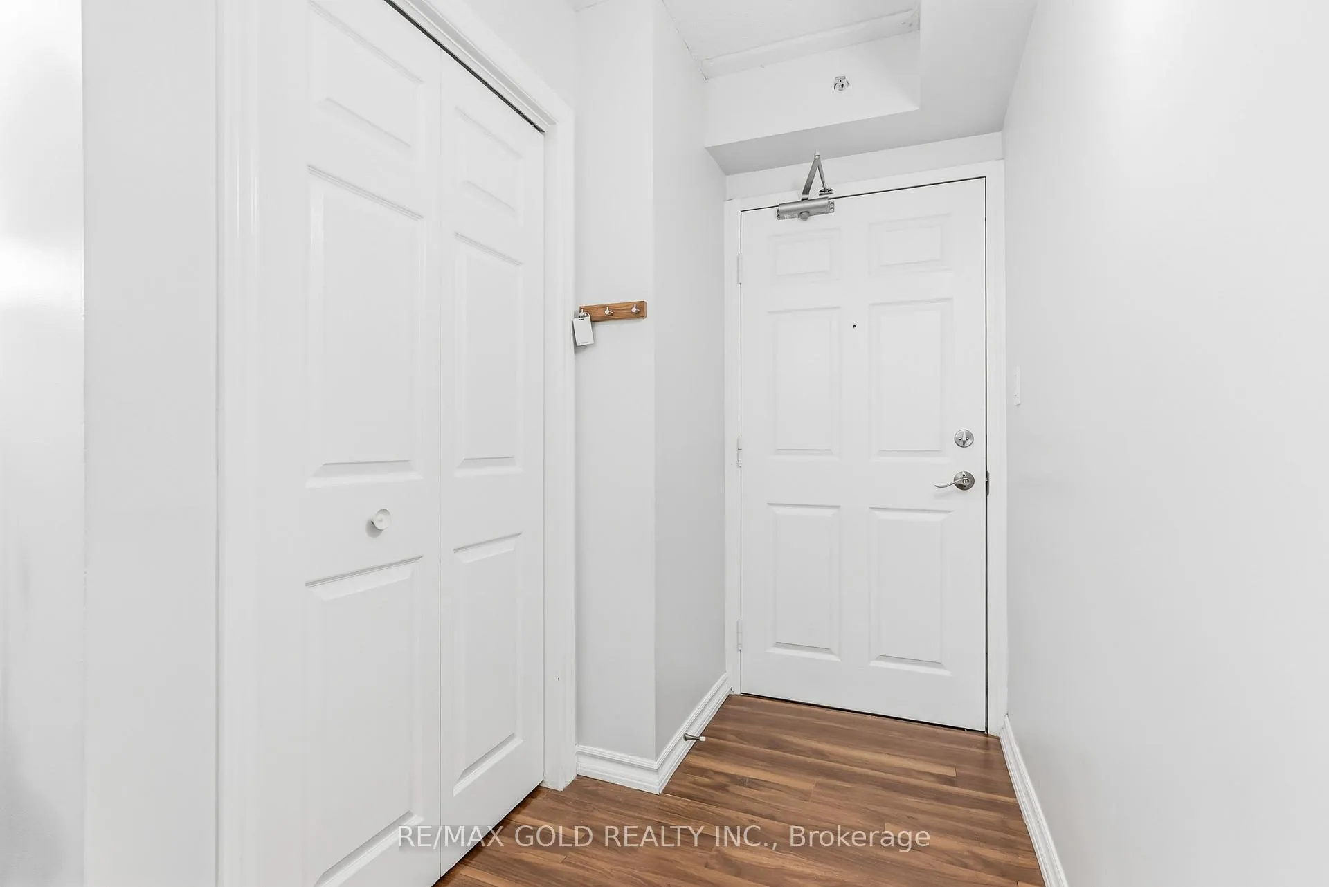 Photo 3 of Unit 202, 1340 Main Street E, Milton, Dempsey — HOMEH
