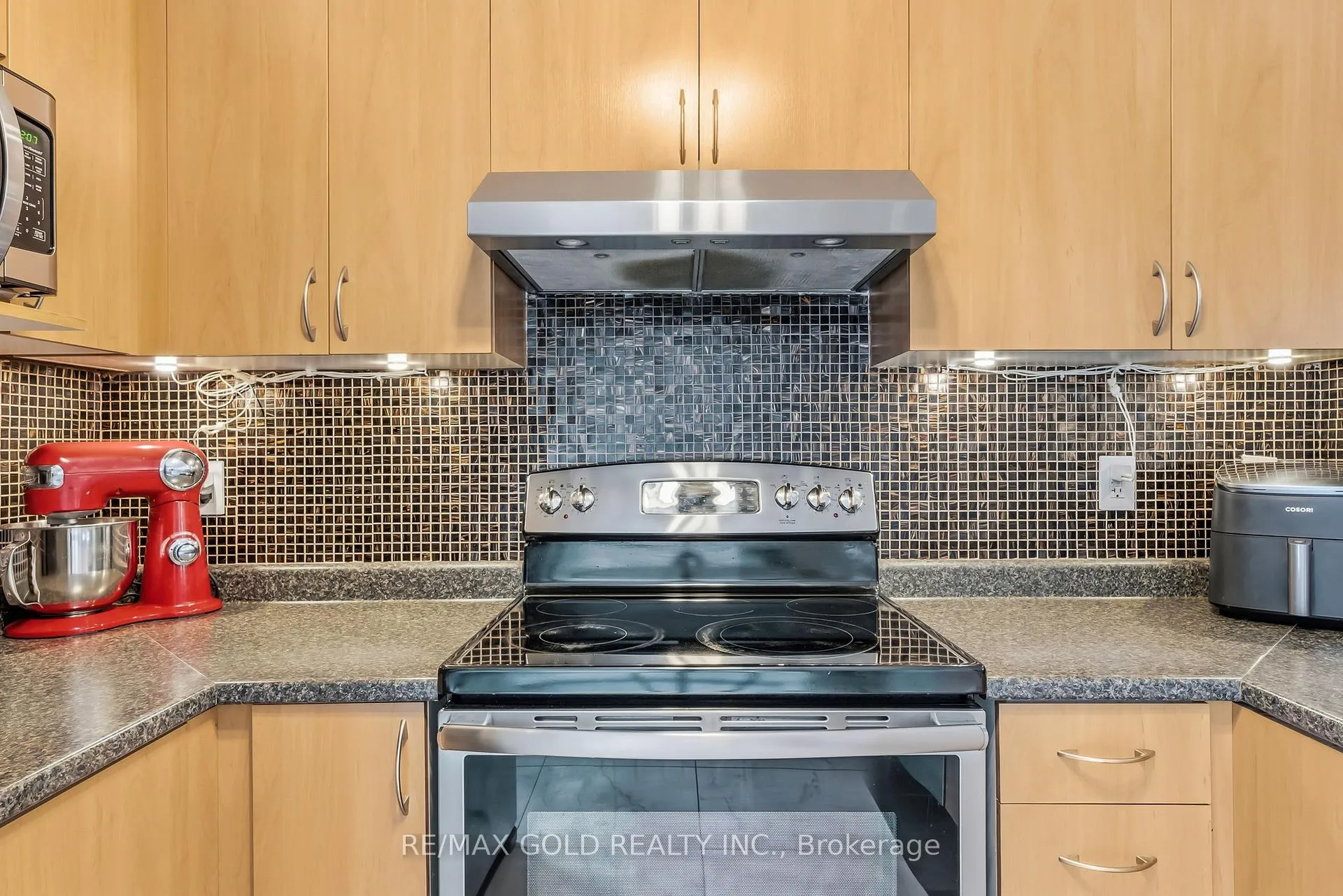 Photo 12 of Unit 202, 1340 Main Street E, Milton, Dempsey — HOMEH