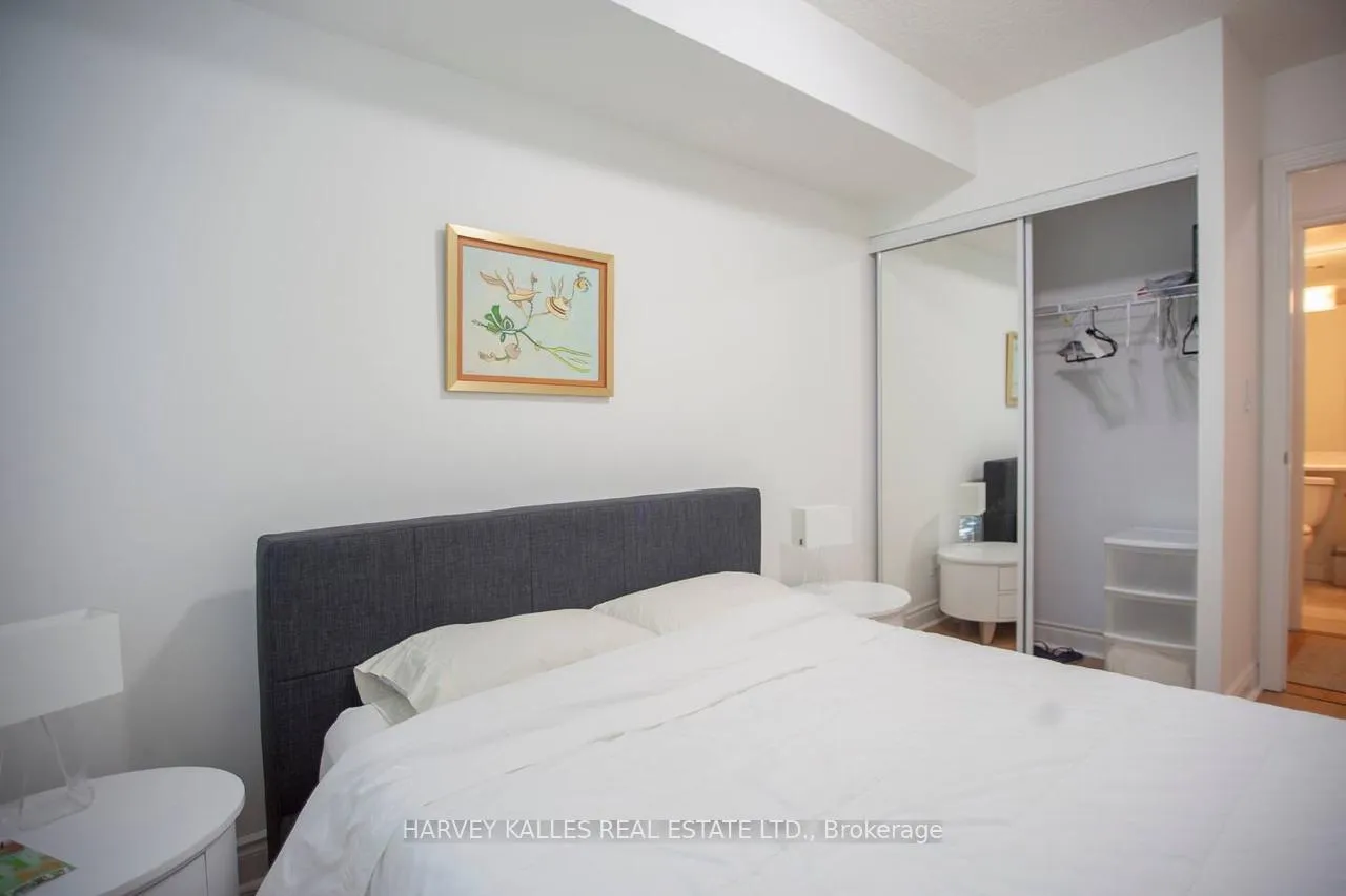 Photo 11 of Unit 221, 38 William Carson Crescent, North York, St. Andrew-Windfields — HOMEH