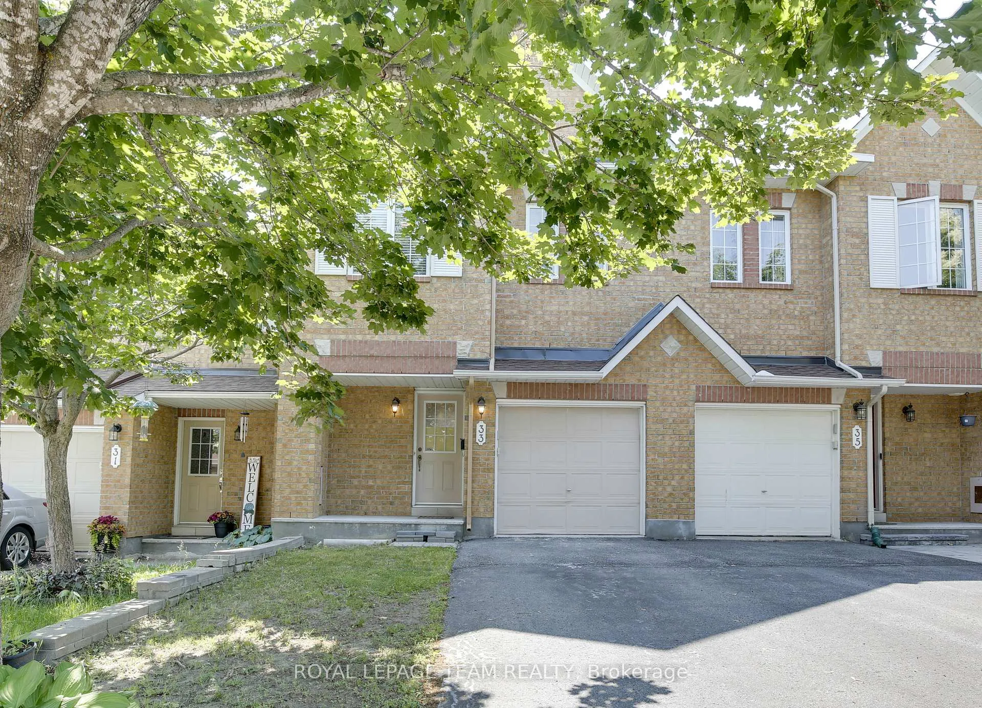 Photo 1 of 33 Scampton Drive, Ottawa, Kanata - Morgan's Grant/South March — HOMEH