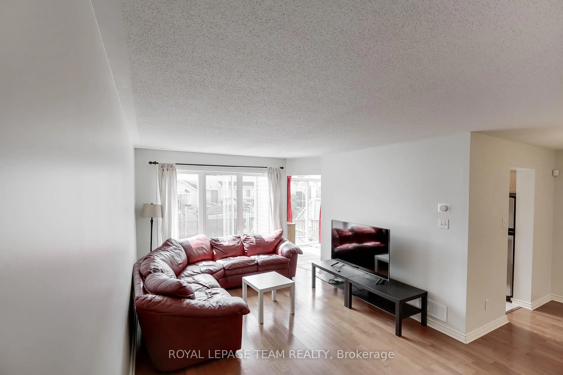 Photo 8 of 33 Scampton Drive, Ottawa, Kanata - Morgan's Grant/South March — HOMEH
