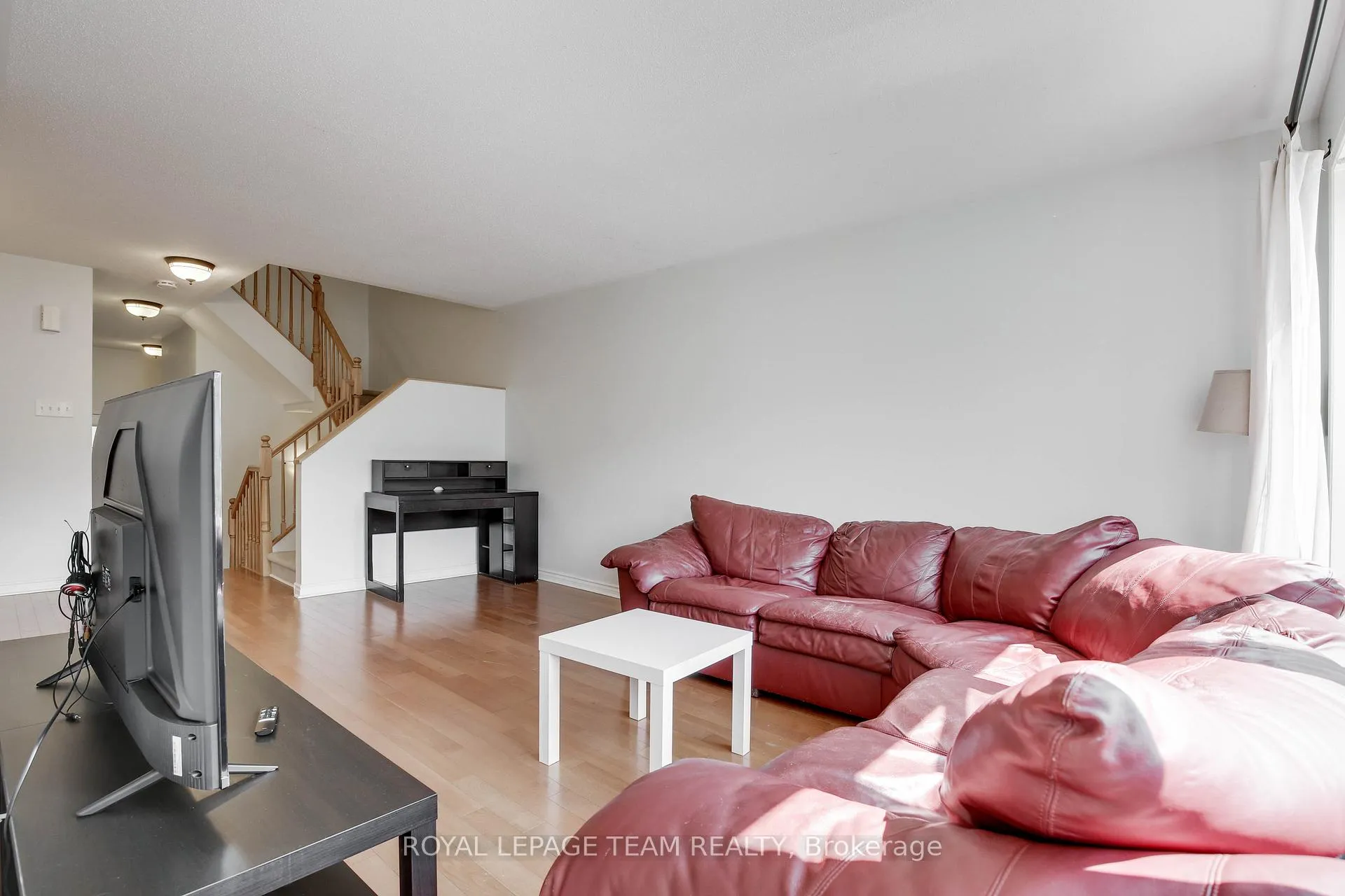 Photo 9 of 33 Scampton Drive, Ottawa, Kanata - Morgan's Grant/South March — HOMEH