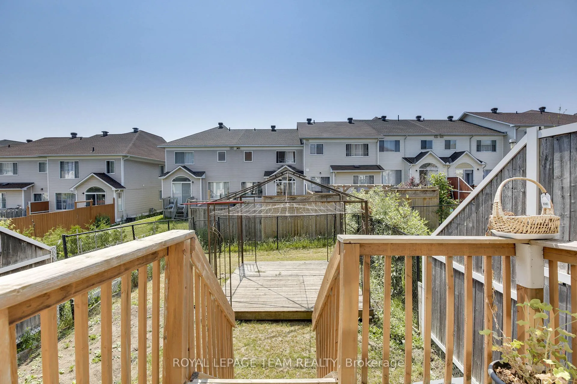 Photo 35 of 33 Scampton Drive, Ottawa, Kanata - Morgan's Grant/South March — HOMEH