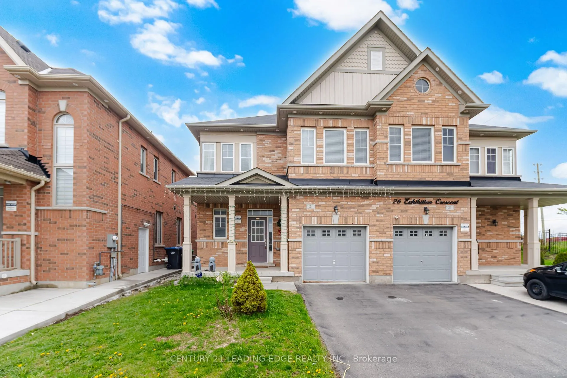 Photo 3 of 24 Exhibition Crescent, Brampton, Northwest Brampton — HOMEH