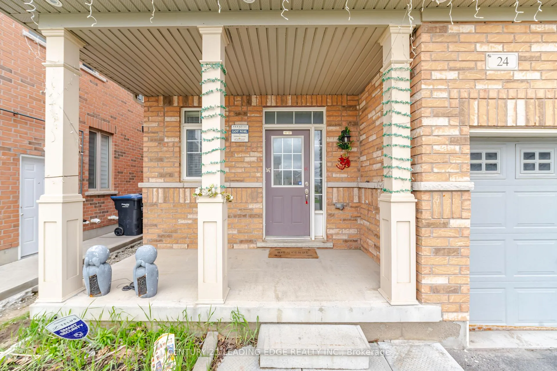Photo 6 of 24 Exhibition Crescent, Brampton, Northwest Brampton — HOMEH