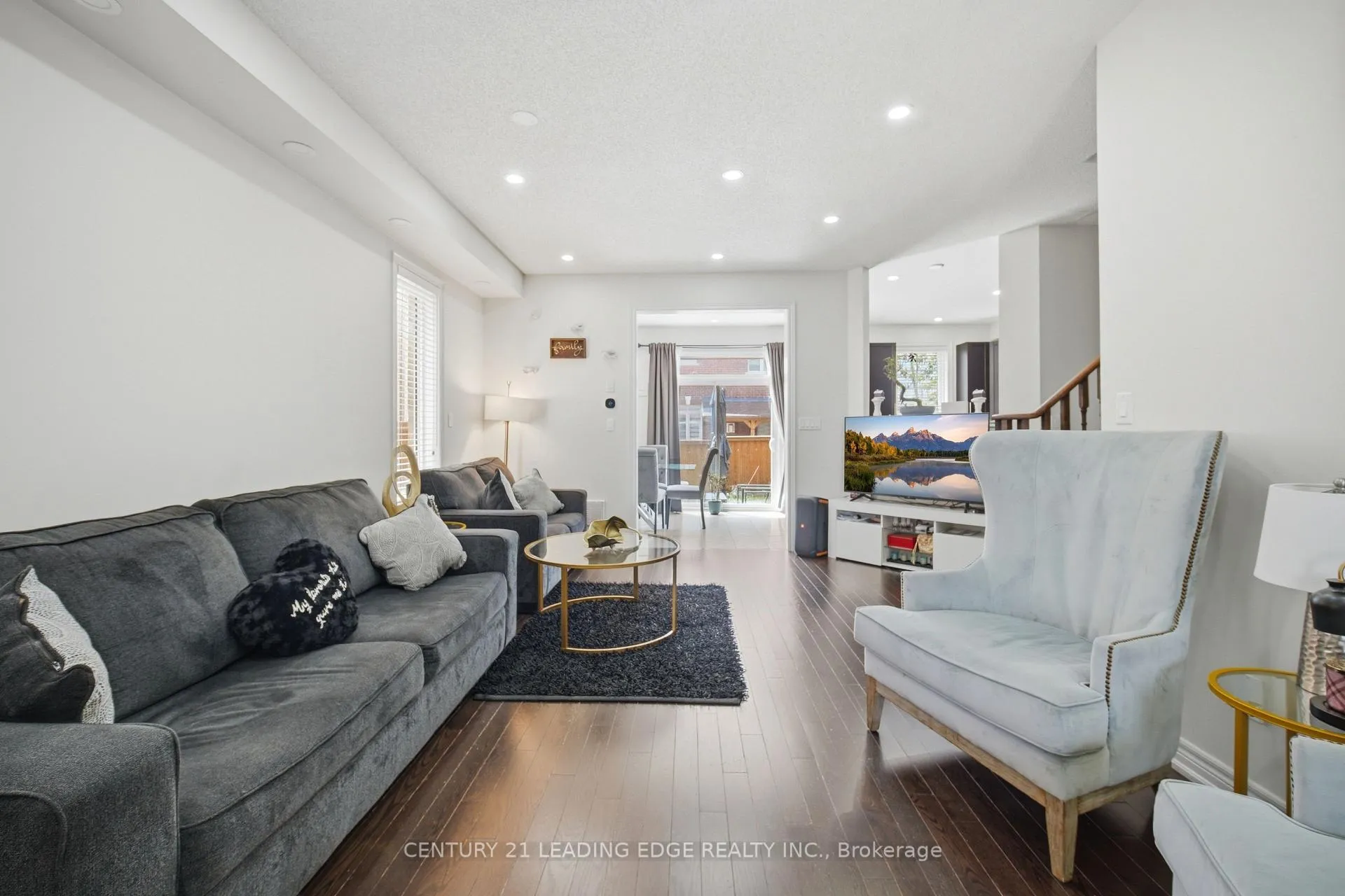 Photo 9 of 24 Exhibition Crescent, Brampton, Northwest Brampton — HOMEH