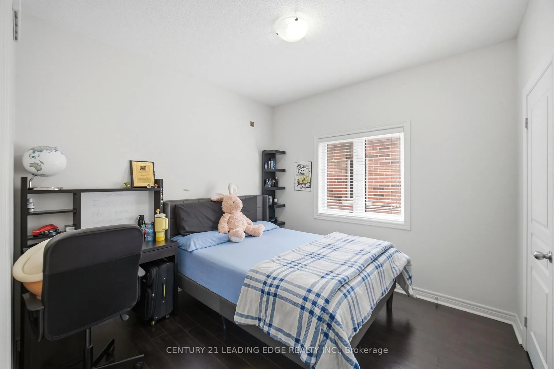 Photo 26 of 24 Exhibition Crescent, Brampton, Northwest Brampton — HOMEH