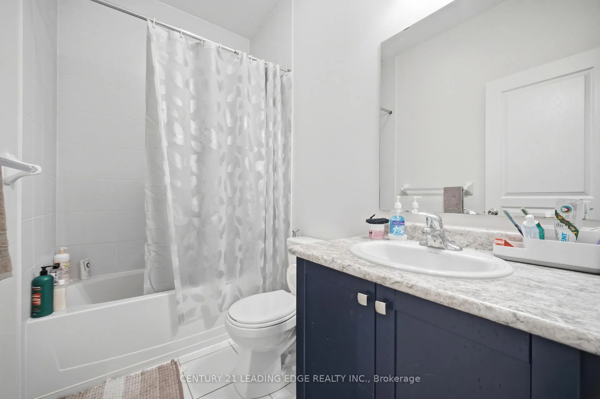 Photo 32 of 24 Exhibition Crescent, Brampton, Northwest Brampton — HOMEH