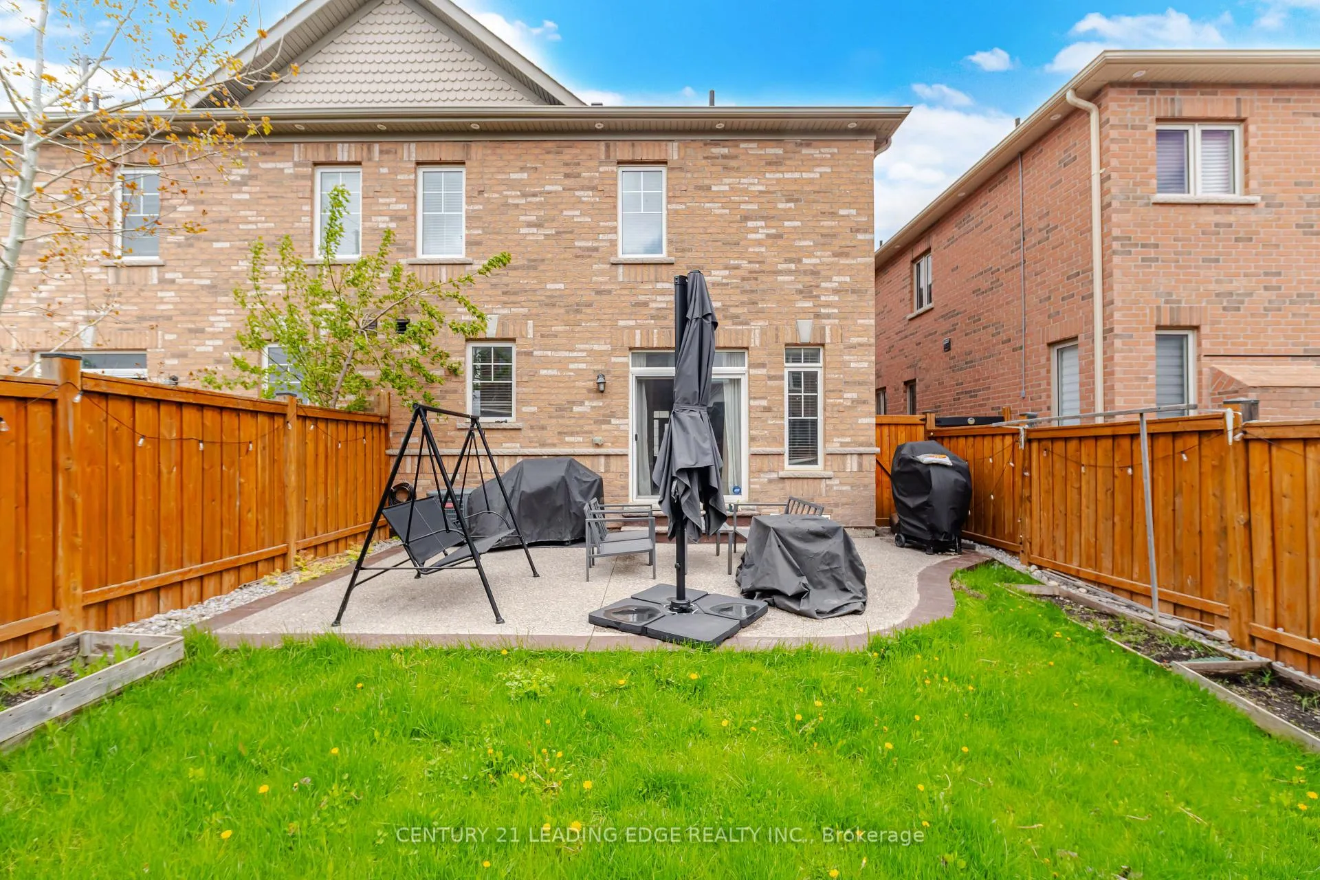 Photo 36 of 24 Exhibition Crescent, Brampton, Northwest Brampton — HOMEH