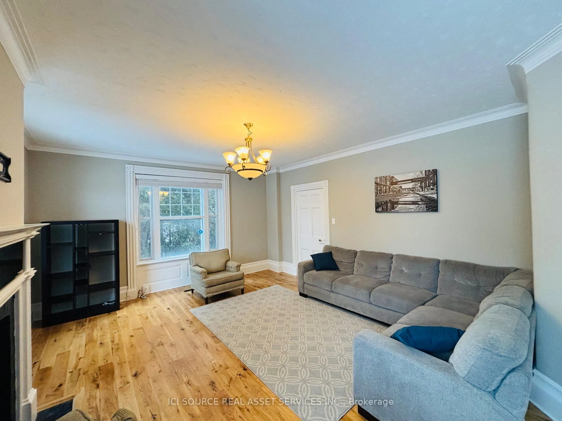 Photo 4 of 12 Iondale Place, Scarborough, Ionview — HOMEH