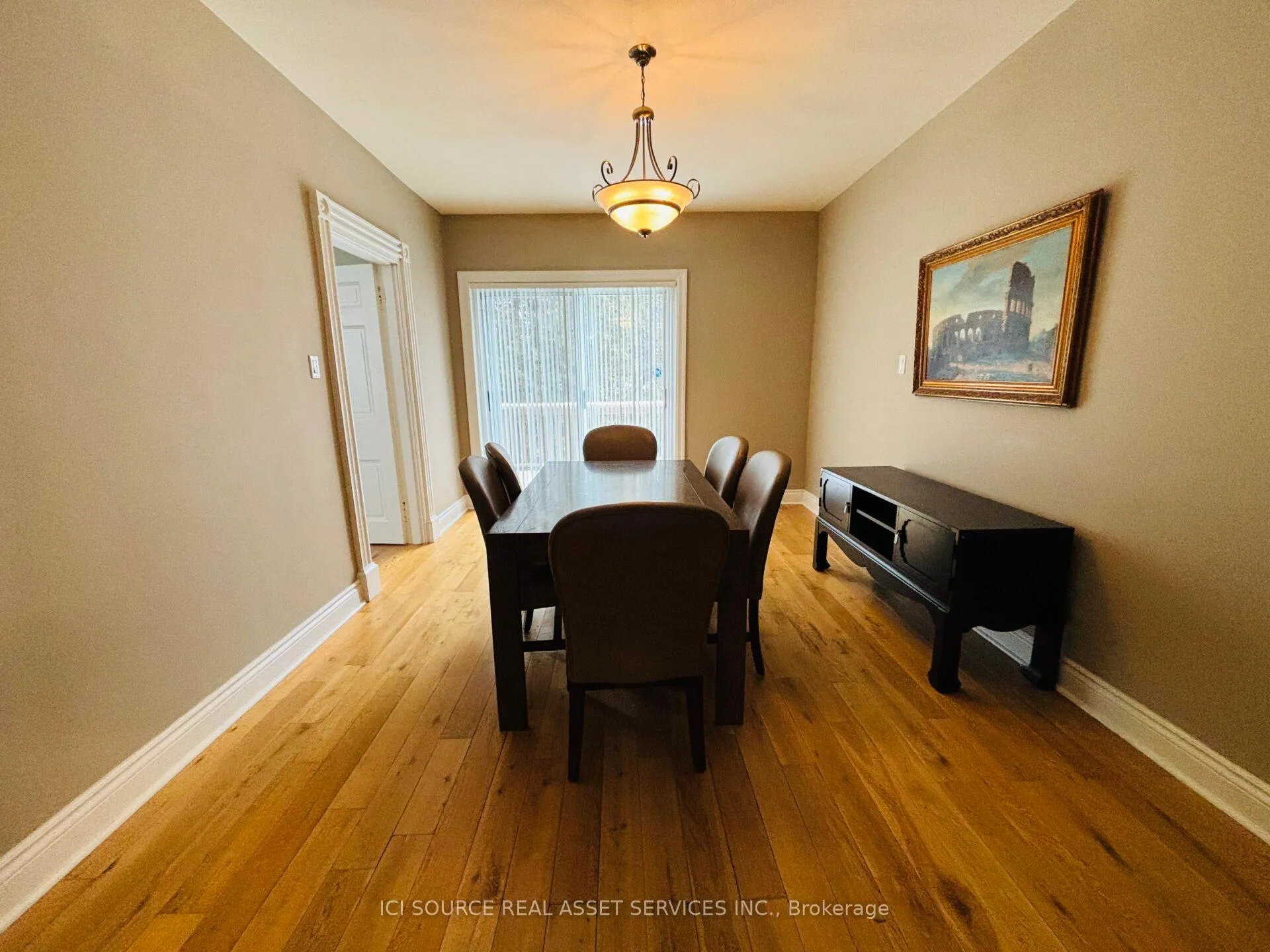 Photo 5 of 12 Iondale Place, Scarborough, Ionview — HOMEH
