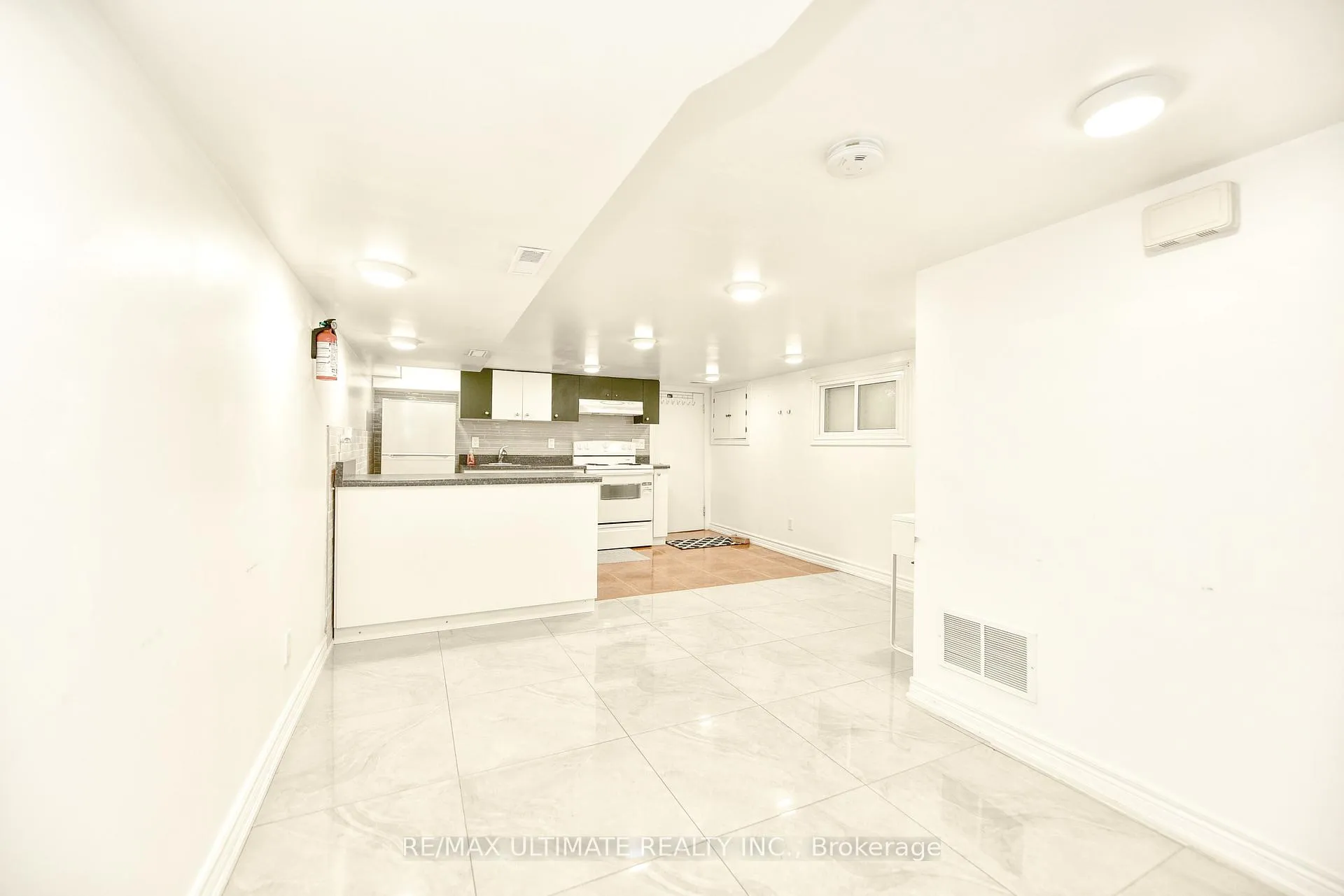 Photo 6 of Unit Basement, 433 Symington Avenue, Toronto, Weston-Pellam Park — HOMEH
