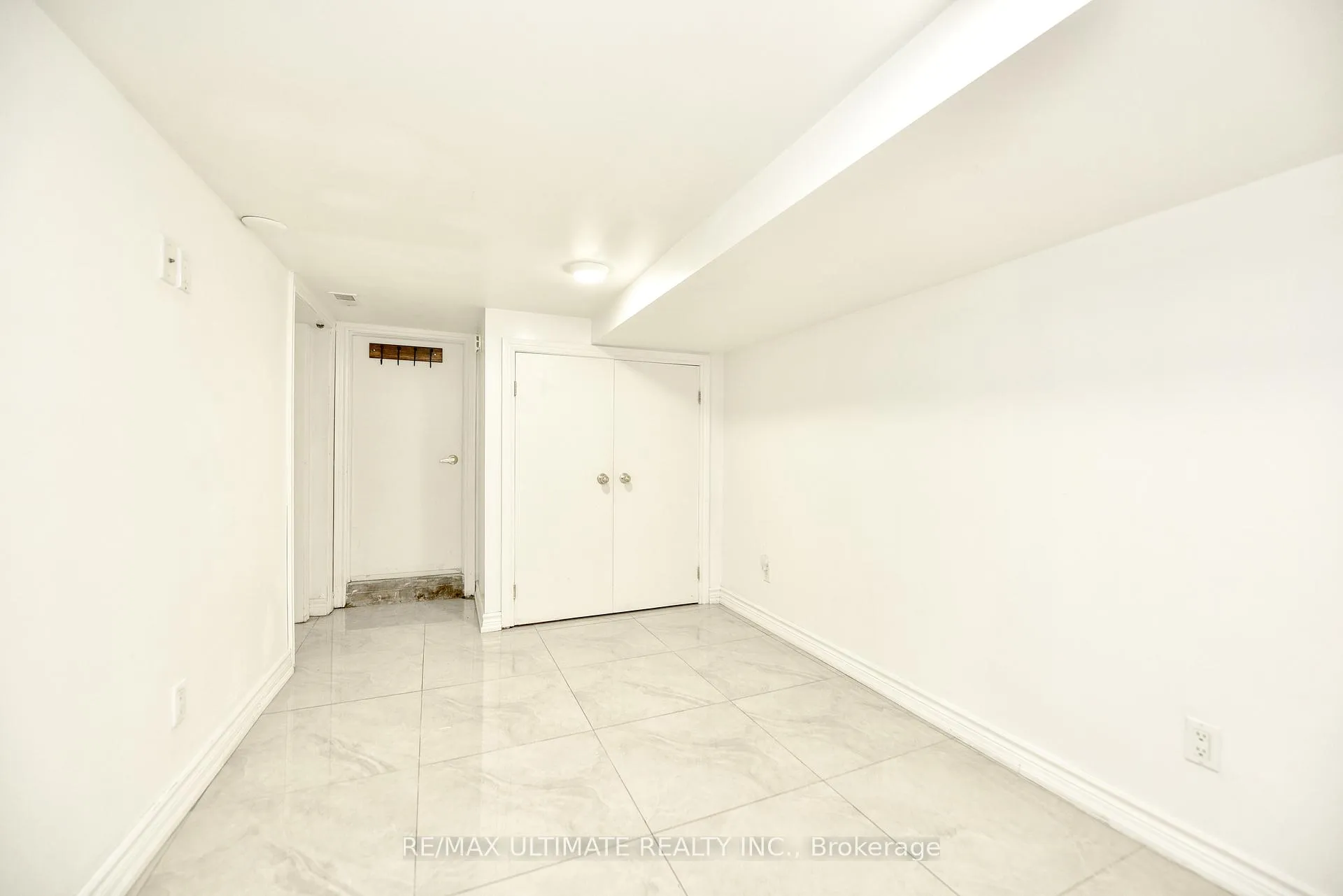 Photo 12 of Unit Basement, 433 Symington Avenue, Toronto, Weston-Pellam Park — HOMEH