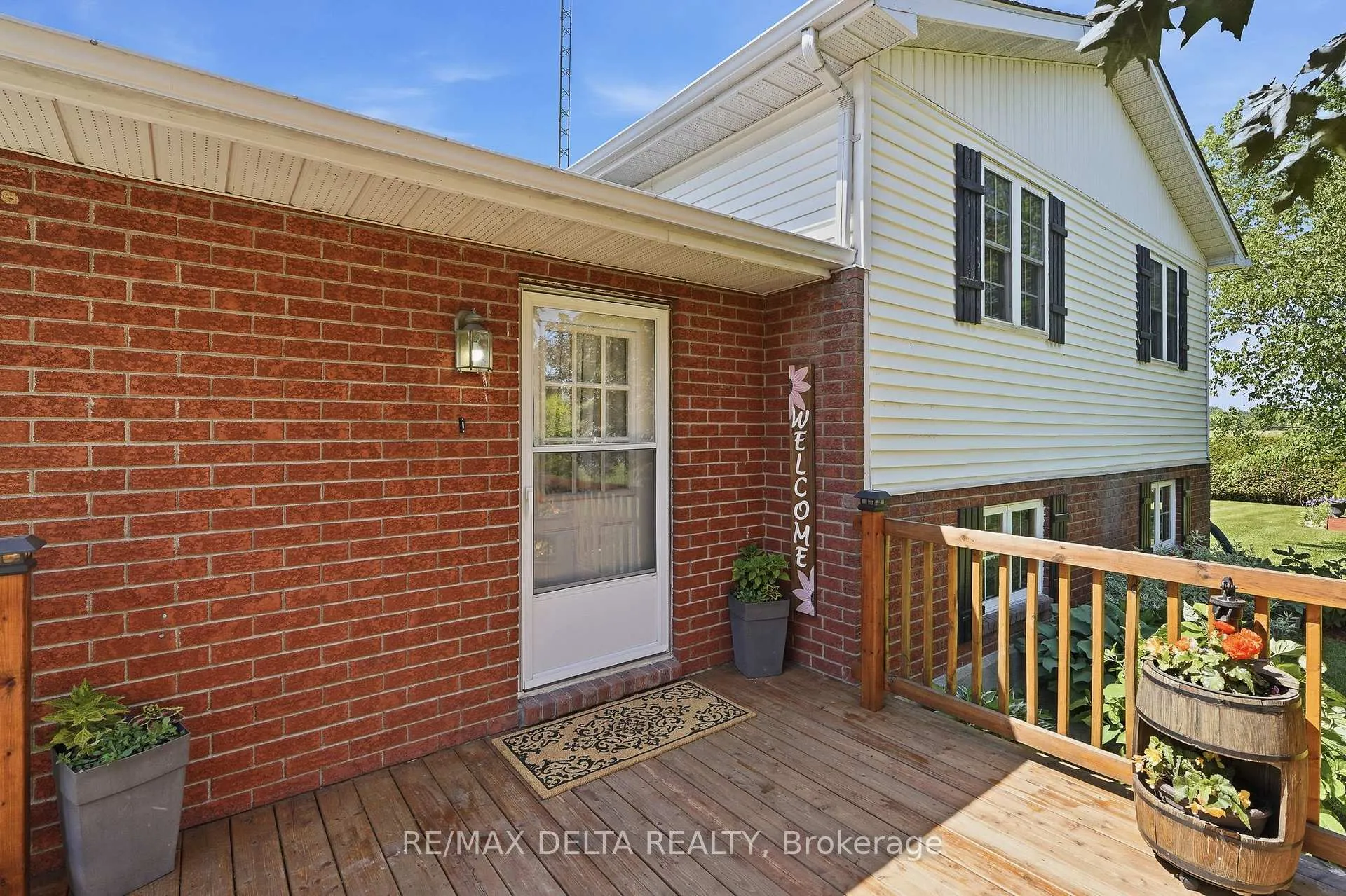 Photo 5 of 1051 Aberdeen Road W, Champlain, Champlain Twp — HOMEH