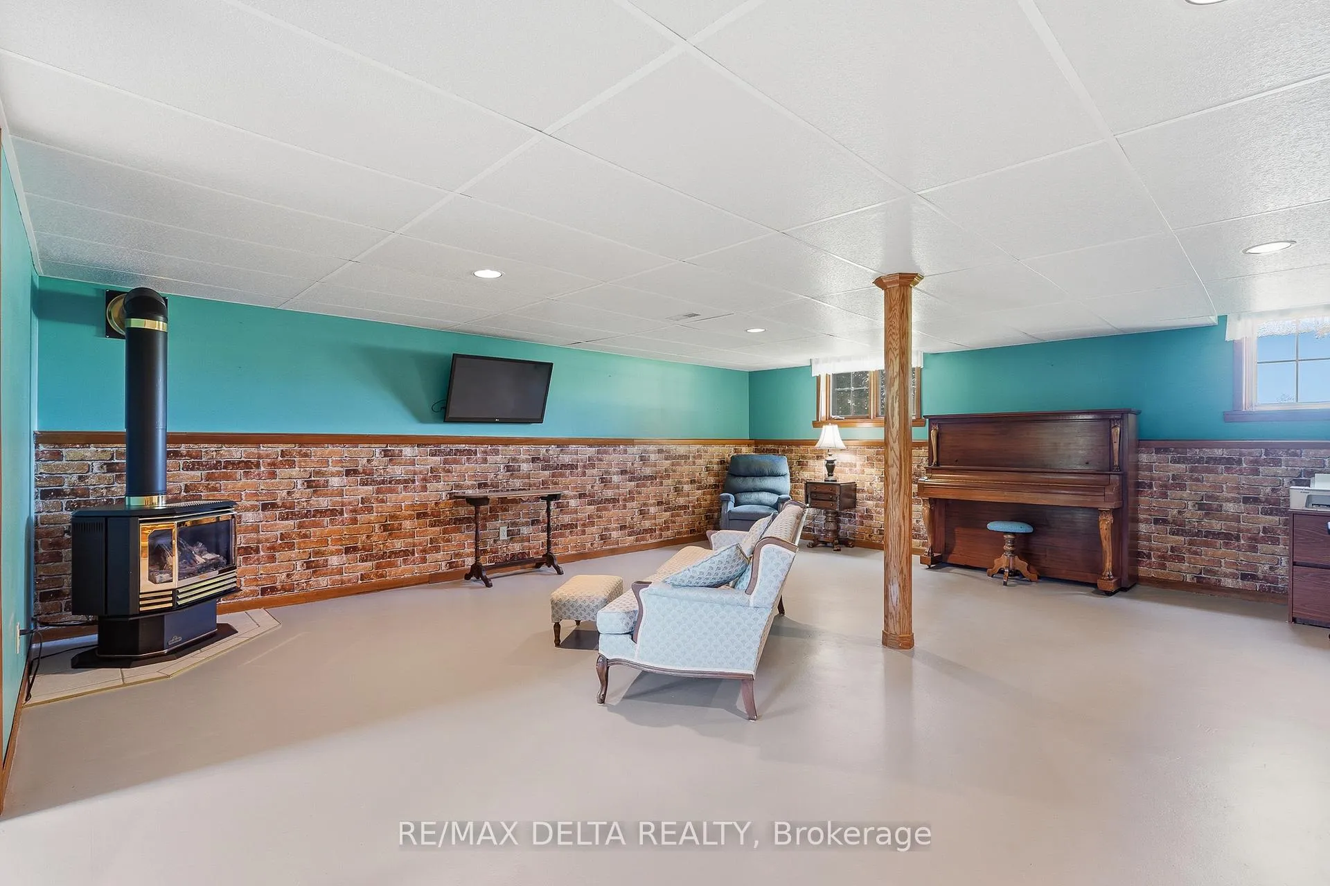 Photo 23 of 1051 Aberdeen Road W, Champlain, Champlain Twp — HOMEH