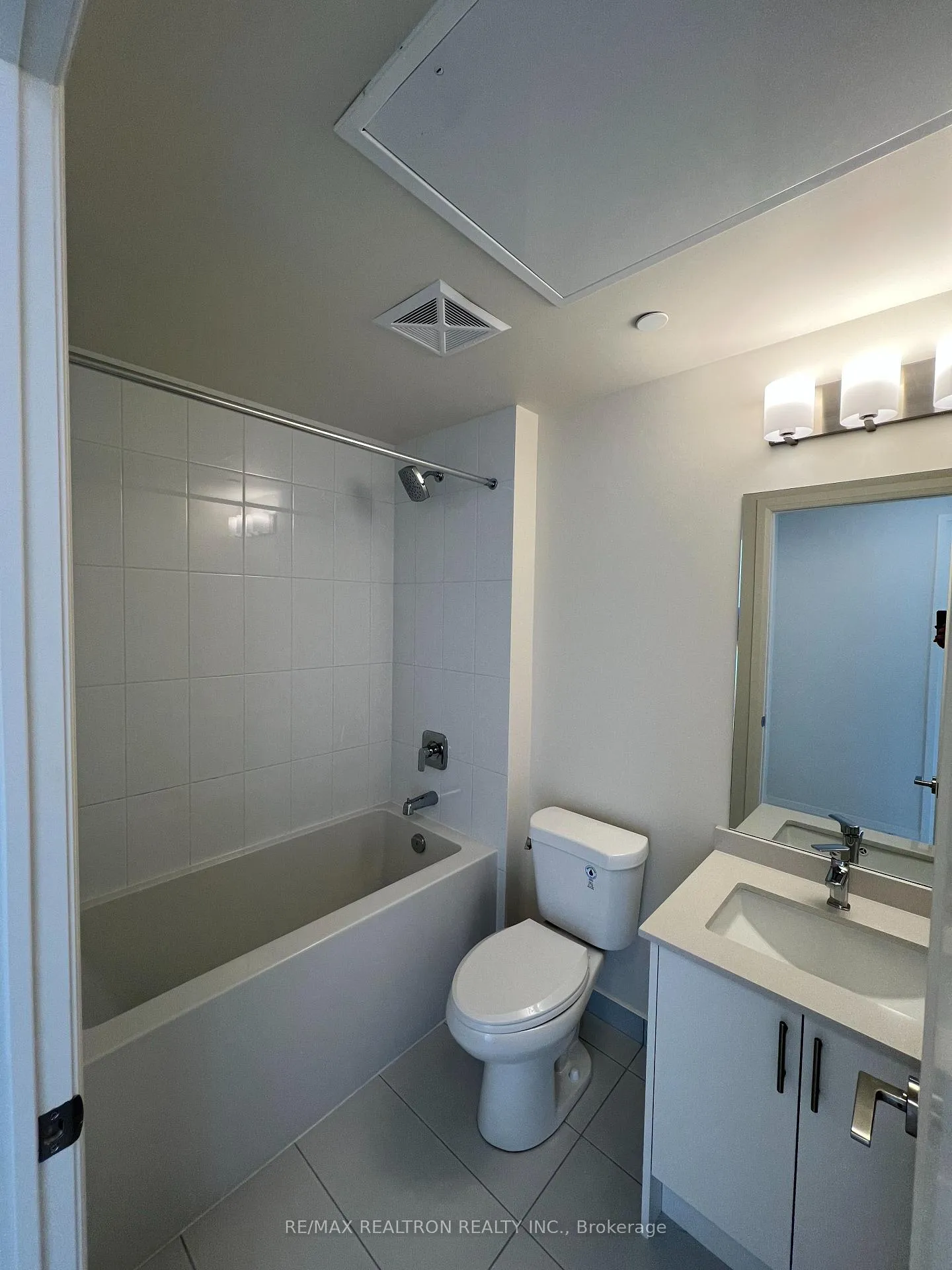 Photo 11 of Unit 2607, 27 Korda Gate, Vaughan, Vellore Village — HOMEH