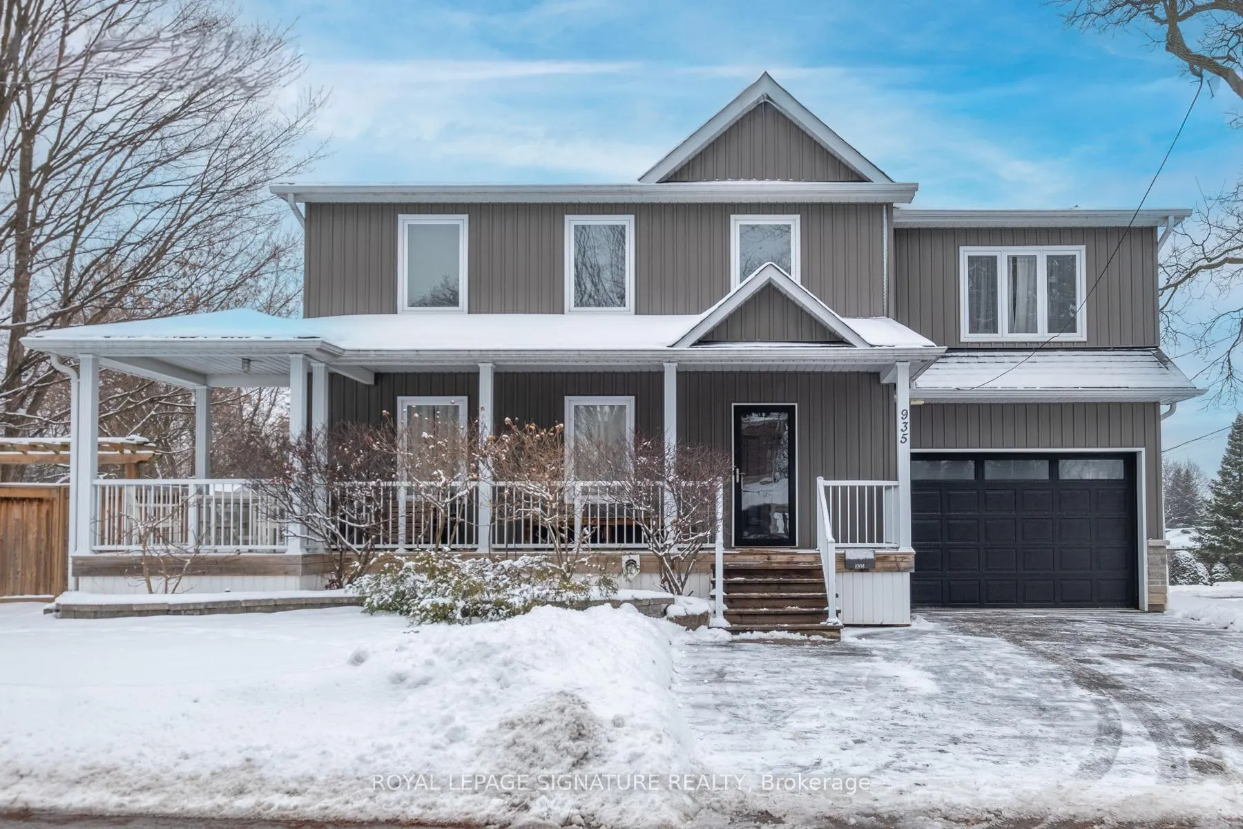 Photo 2 of 935 Centre Street S, Whitby, Downtown Whitby — HOMEH