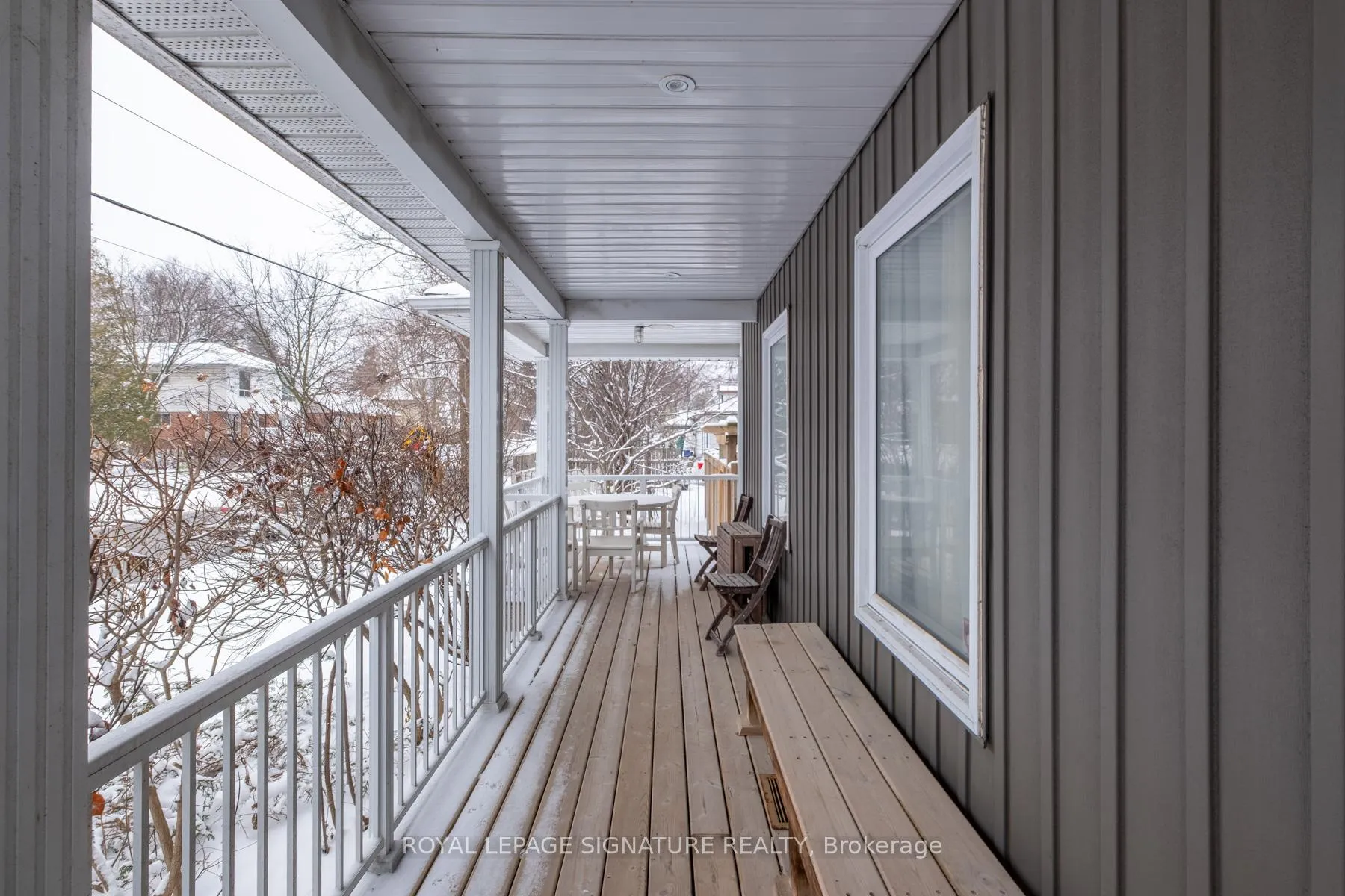 Photo 3 of 935 Centre Street S, Whitby, Downtown Whitby — HOMEH