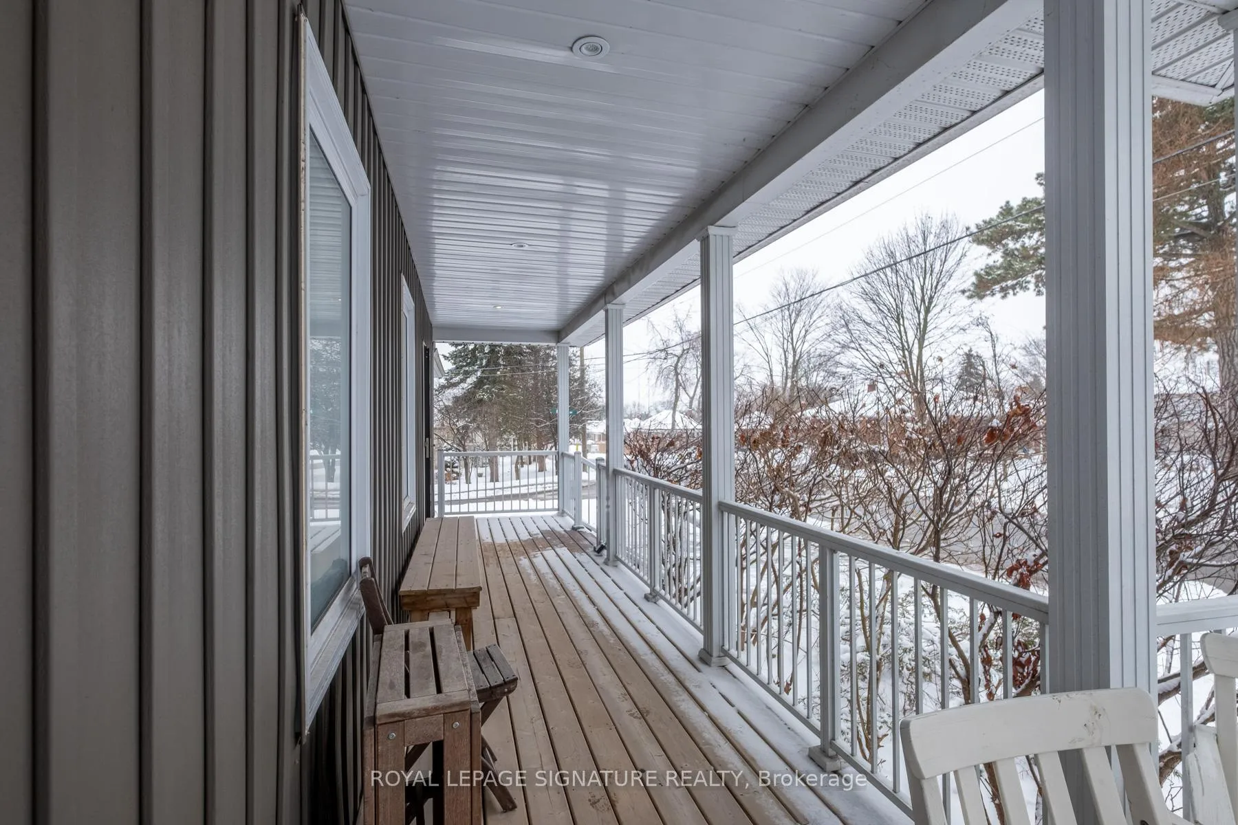 Photo 4 of 935 Centre Street S, Whitby, Downtown Whitby — HOMEH