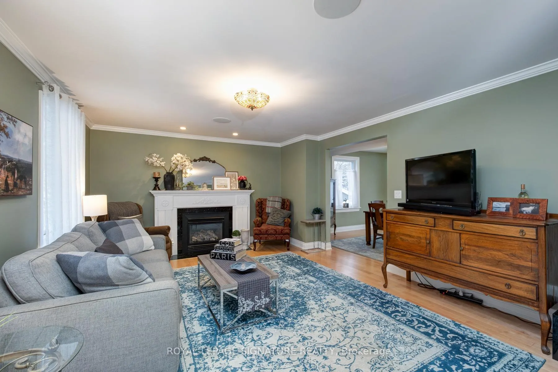 Photo 7 of 935 Centre Street S, Whitby, Downtown Whitby — HOMEH