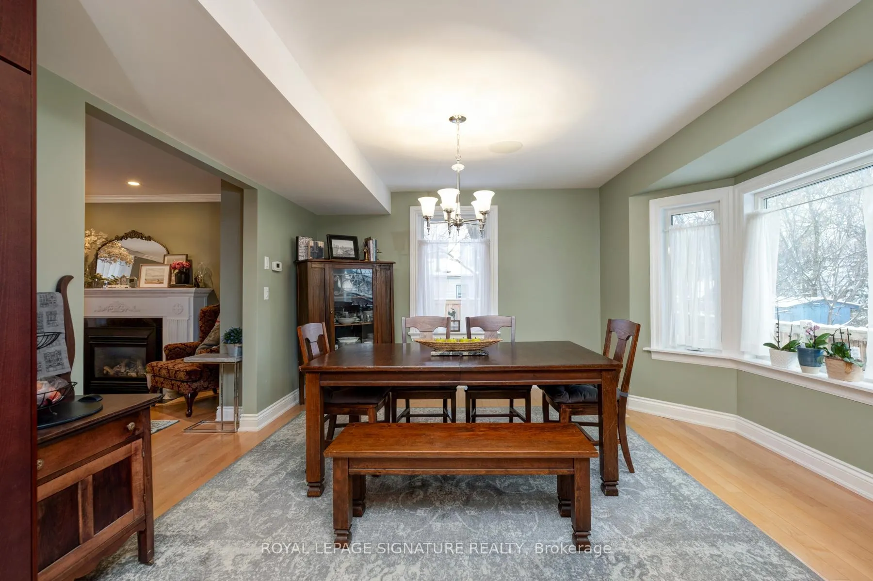 Photo 11 of 935 Centre Street S, Whitby, Downtown Whitby — HOMEH