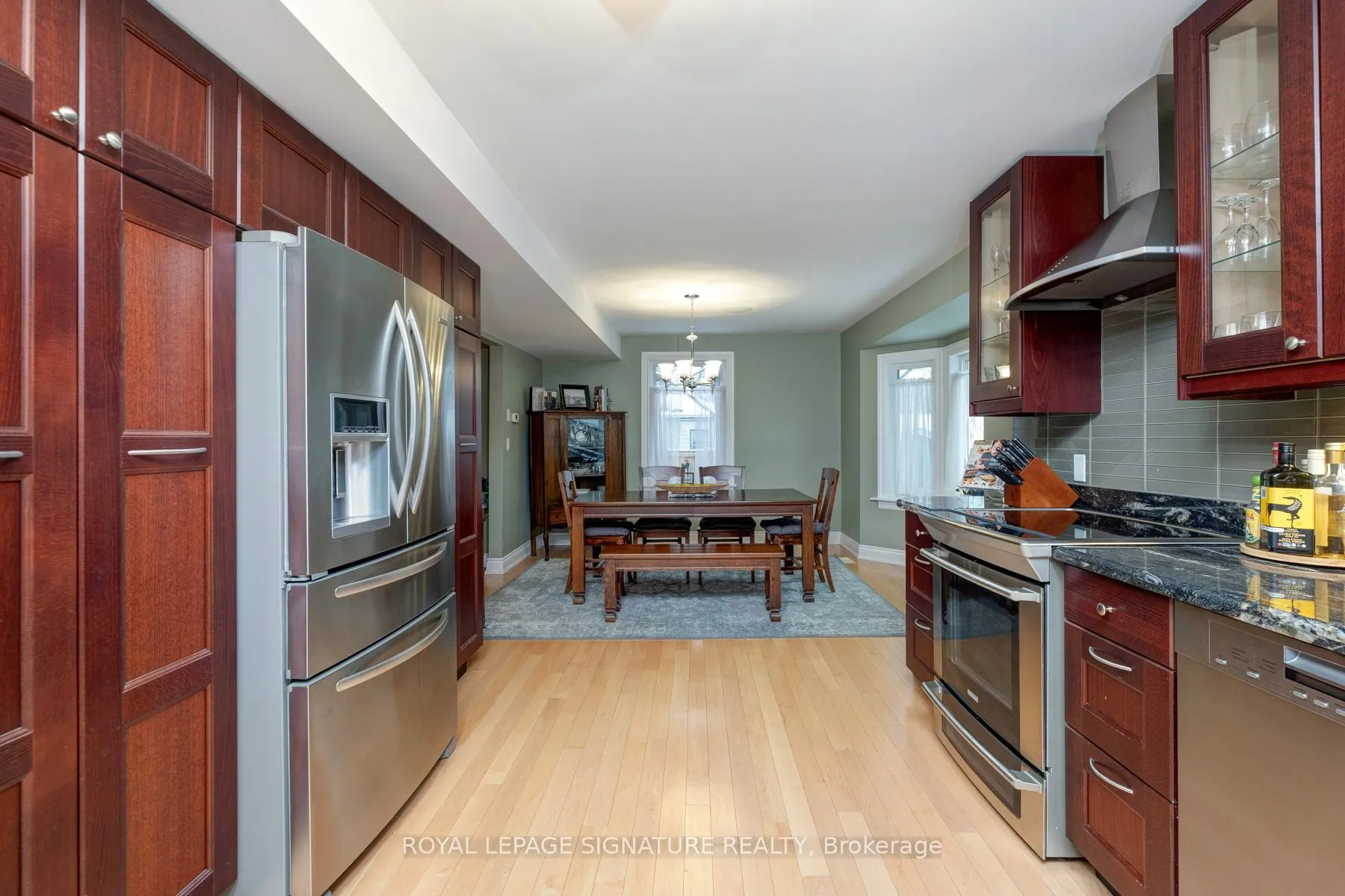 Photo 16 of 935 Centre Street S, Whitby, Downtown Whitby — HOMEH