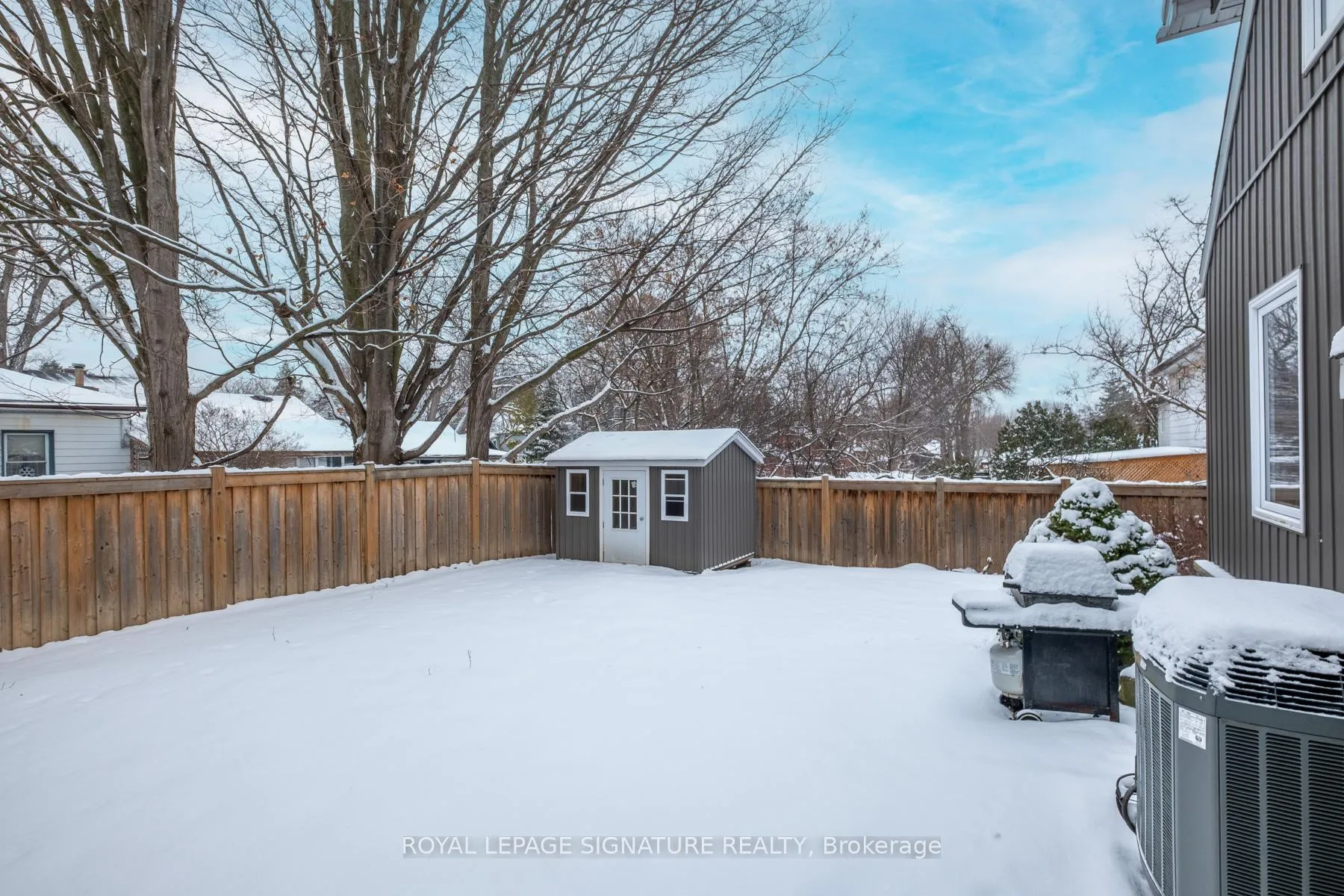Photo 35 of 935 Centre Street S, Whitby, Downtown Whitby — HOMEH
