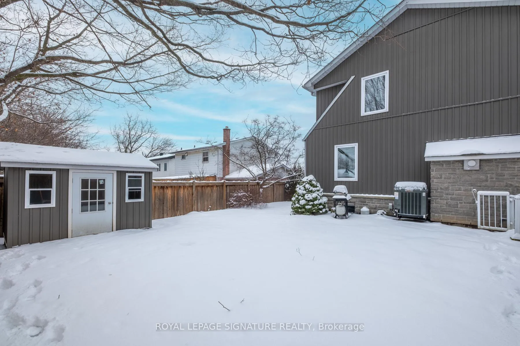 Photo 37 of 935 Centre Street S, Whitby, Downtown Whitby — HOMEH