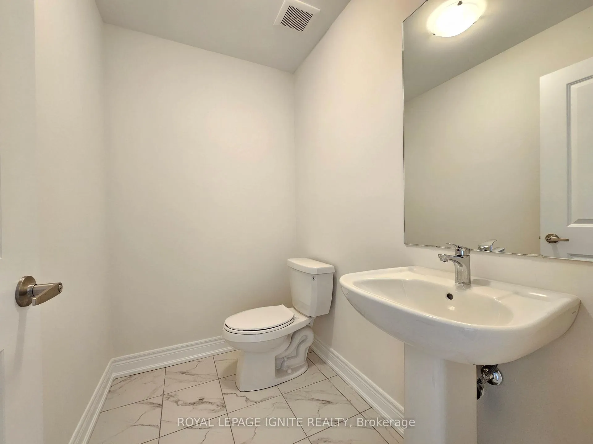 Photo 10 of 2946 Whites Road, Pickering, Rural Pickering — HOMEH
