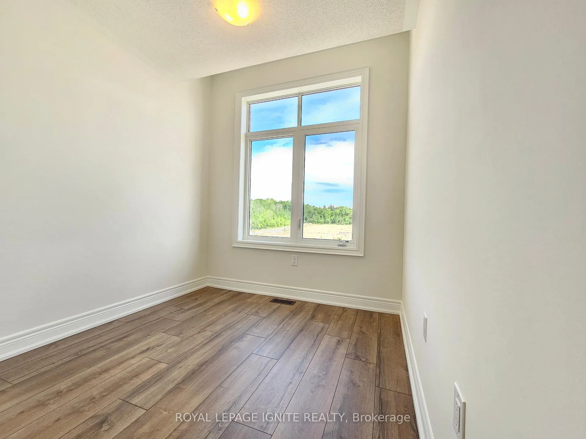 Photo 19 of 2946 Whites Road, Pickering, Rural Pickering — HOMEH