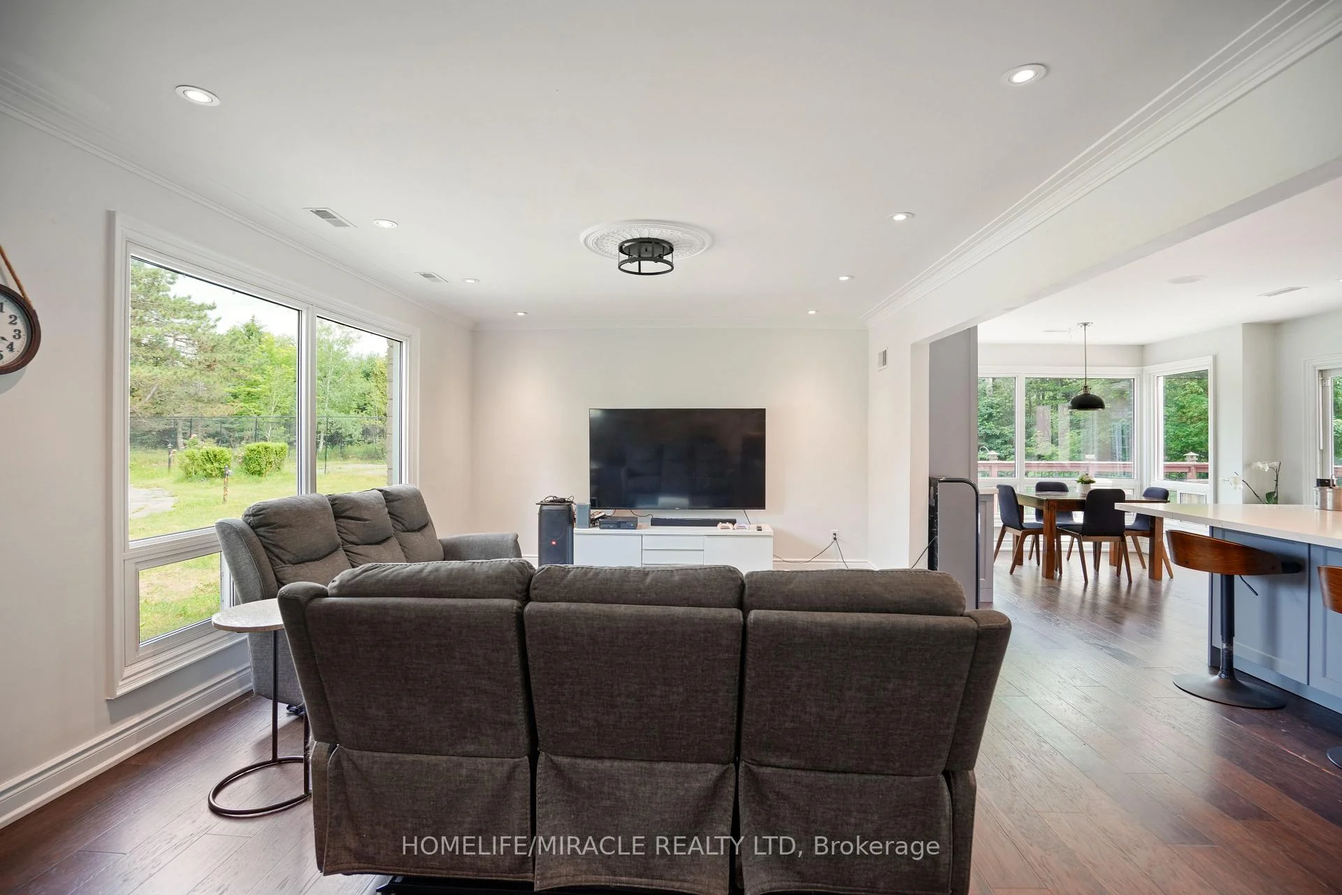 Photo 10 of 19 Tanglewood Drive, Caledon, Rural Caledon — HOMEH