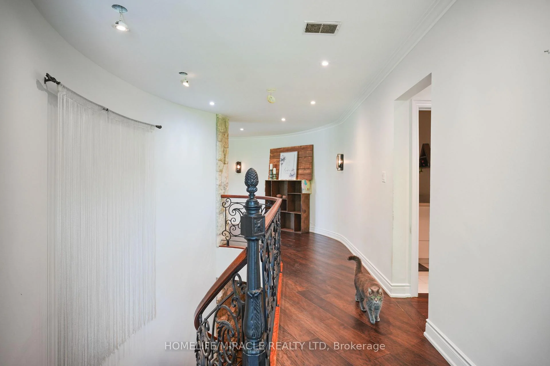 Photo 15 of 19 Tanglewood Drive, Caledon, Rural Caledon — HOMEH