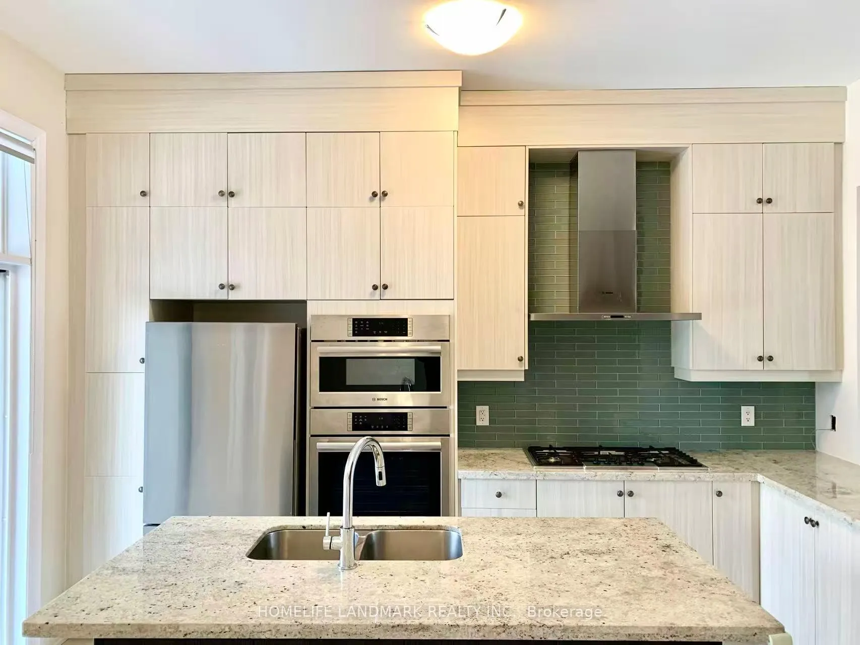 Photo 11 of 95 Carrville Woods Circle, Vaughan, Patterson — HOMEH