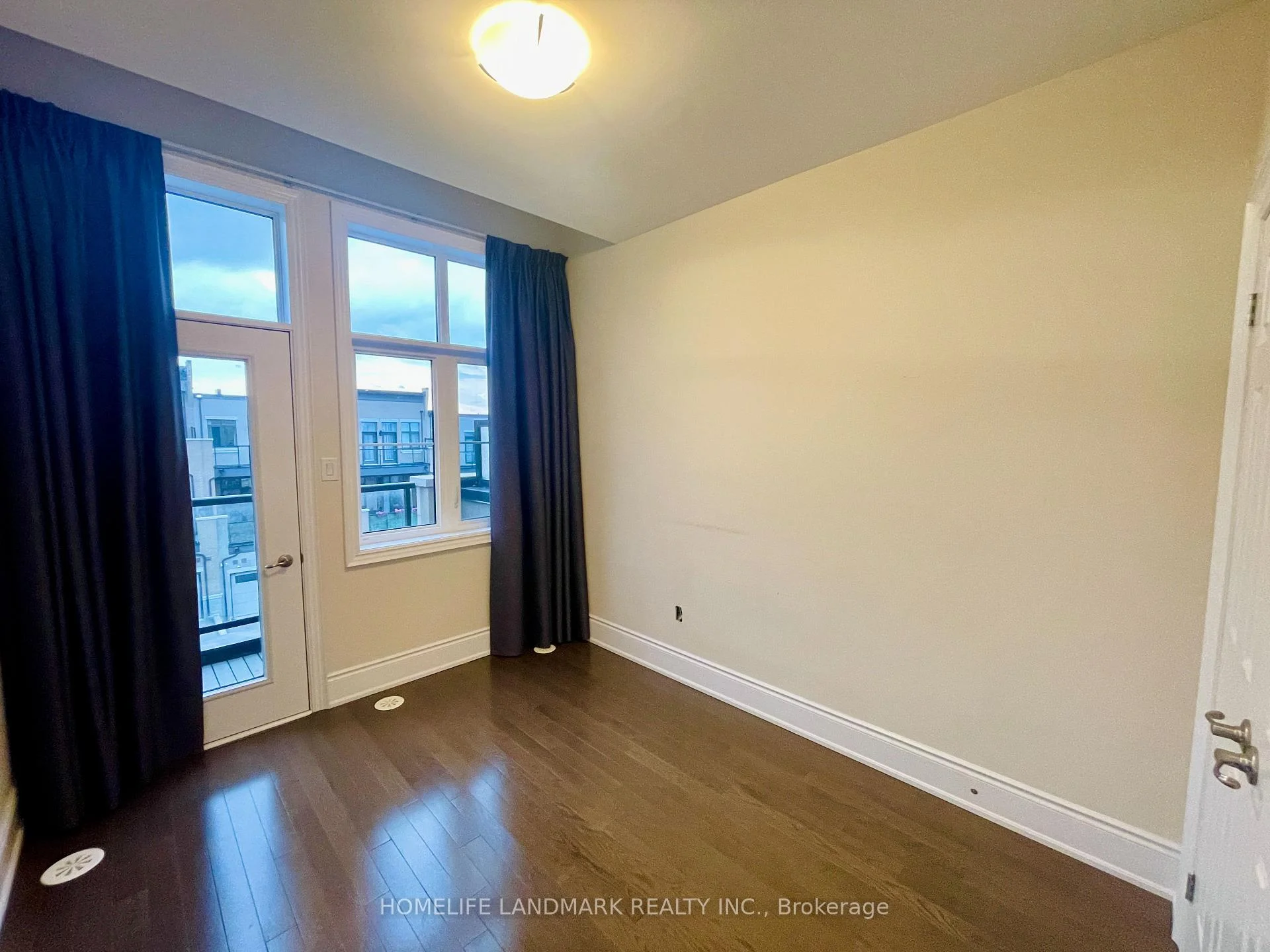 Photo 33 of 95 Carrville Woods Circle, Vaughan, Patterson — HOMEH