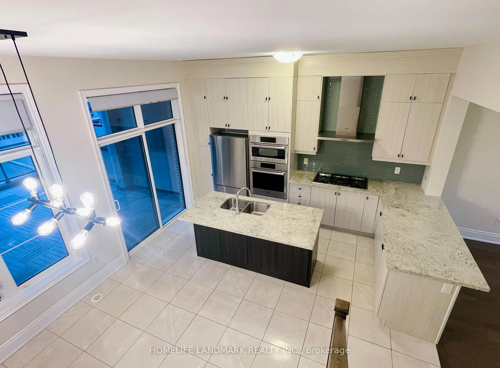 Photo 37 of 95 Carrville Woods Circle, Vaughan, Patterson — HOMEH