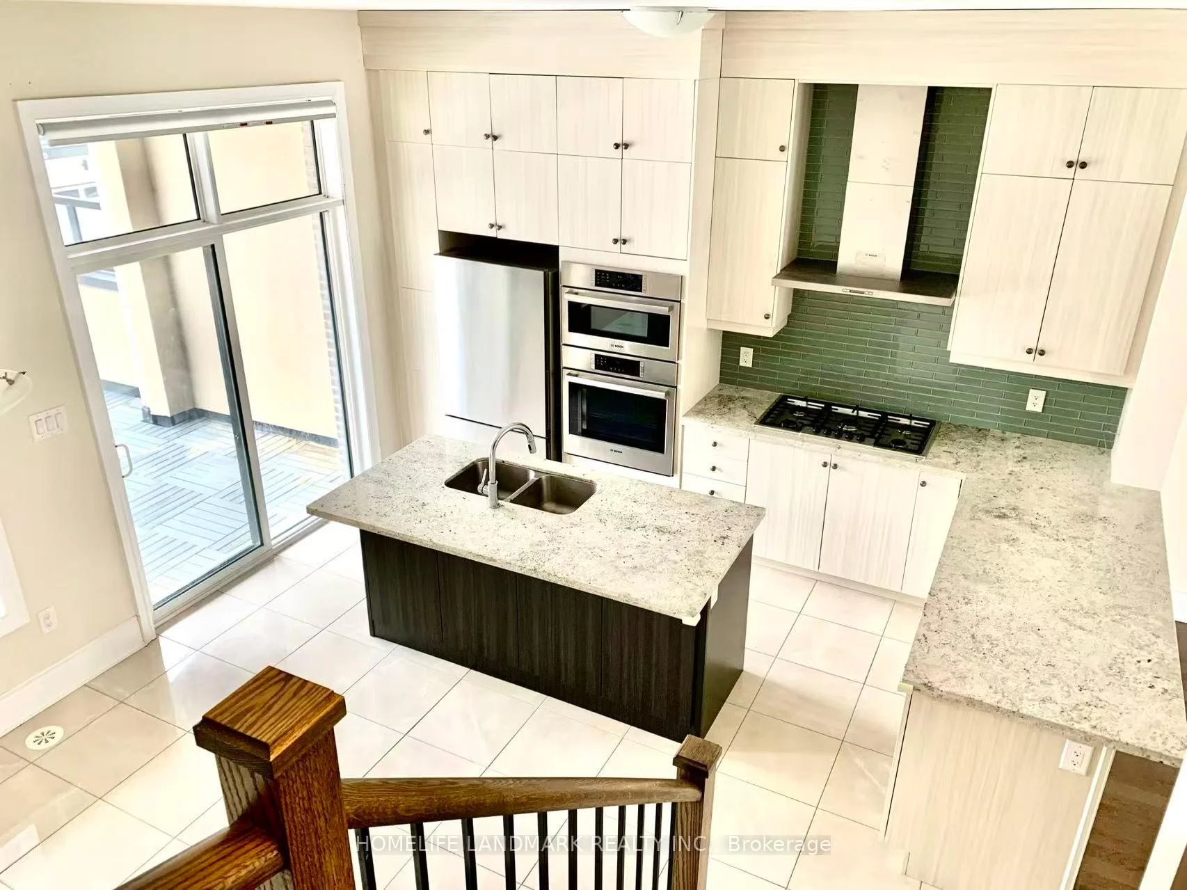 Photo 42 of 95 Carrville Woods Circle, Vaughan, Patterson — HOMEH