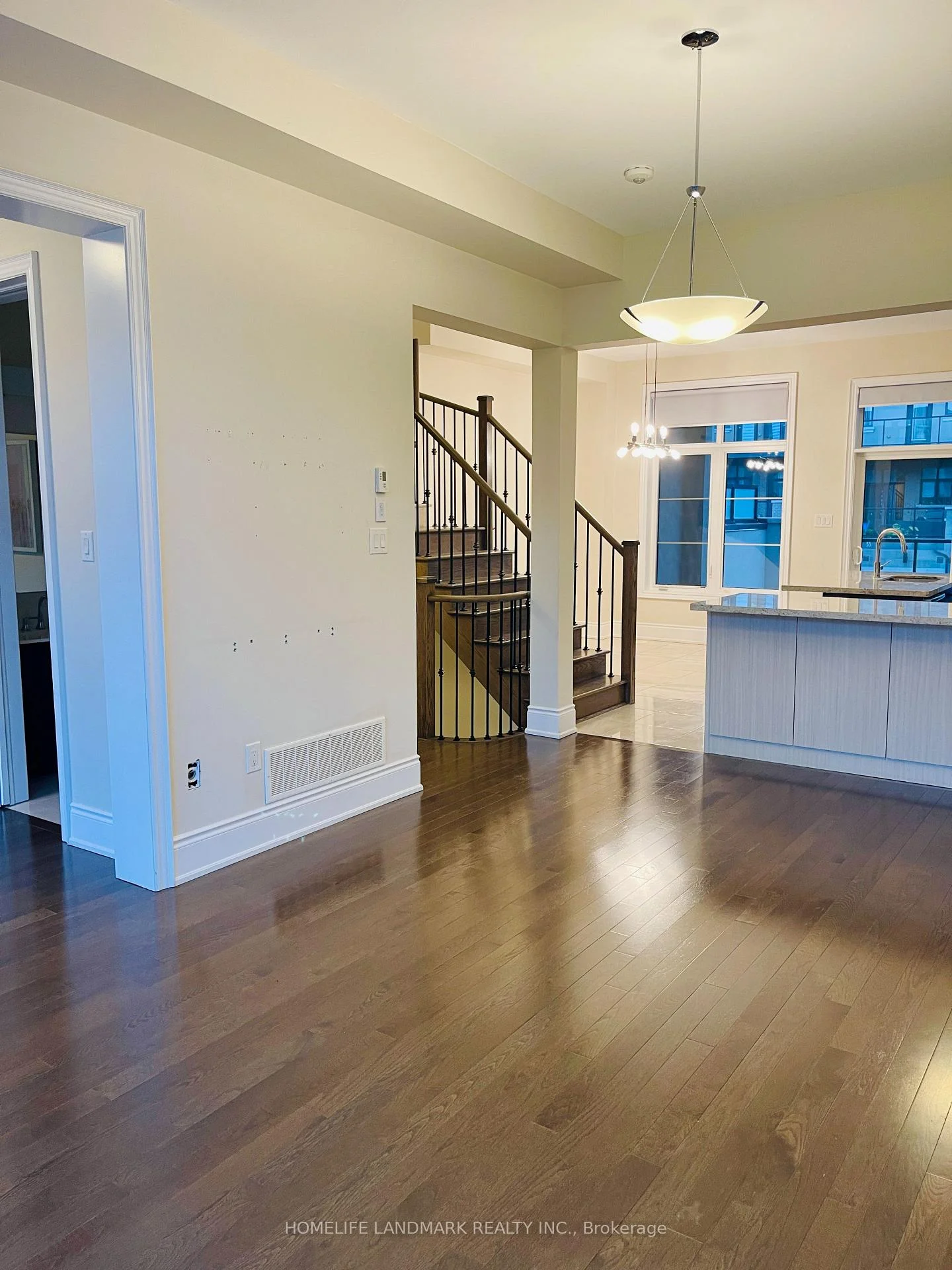 Photo 43 of 95 Carrville Woods Circle, Vaughan, Patterson — HOMEH