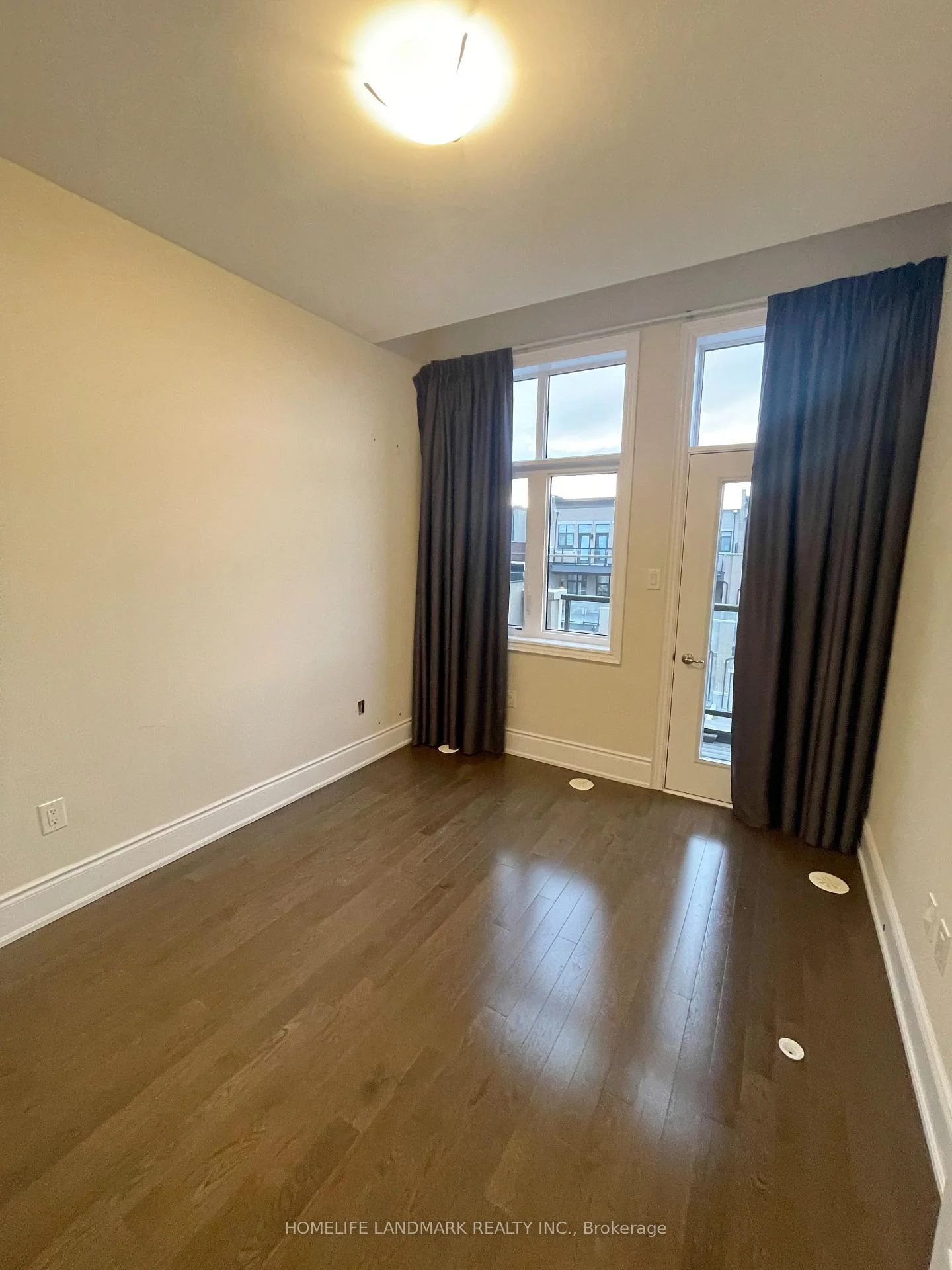 Photo 58 of 95 Carrville Woods Circle, Vaughan, Patterson — HOMEH