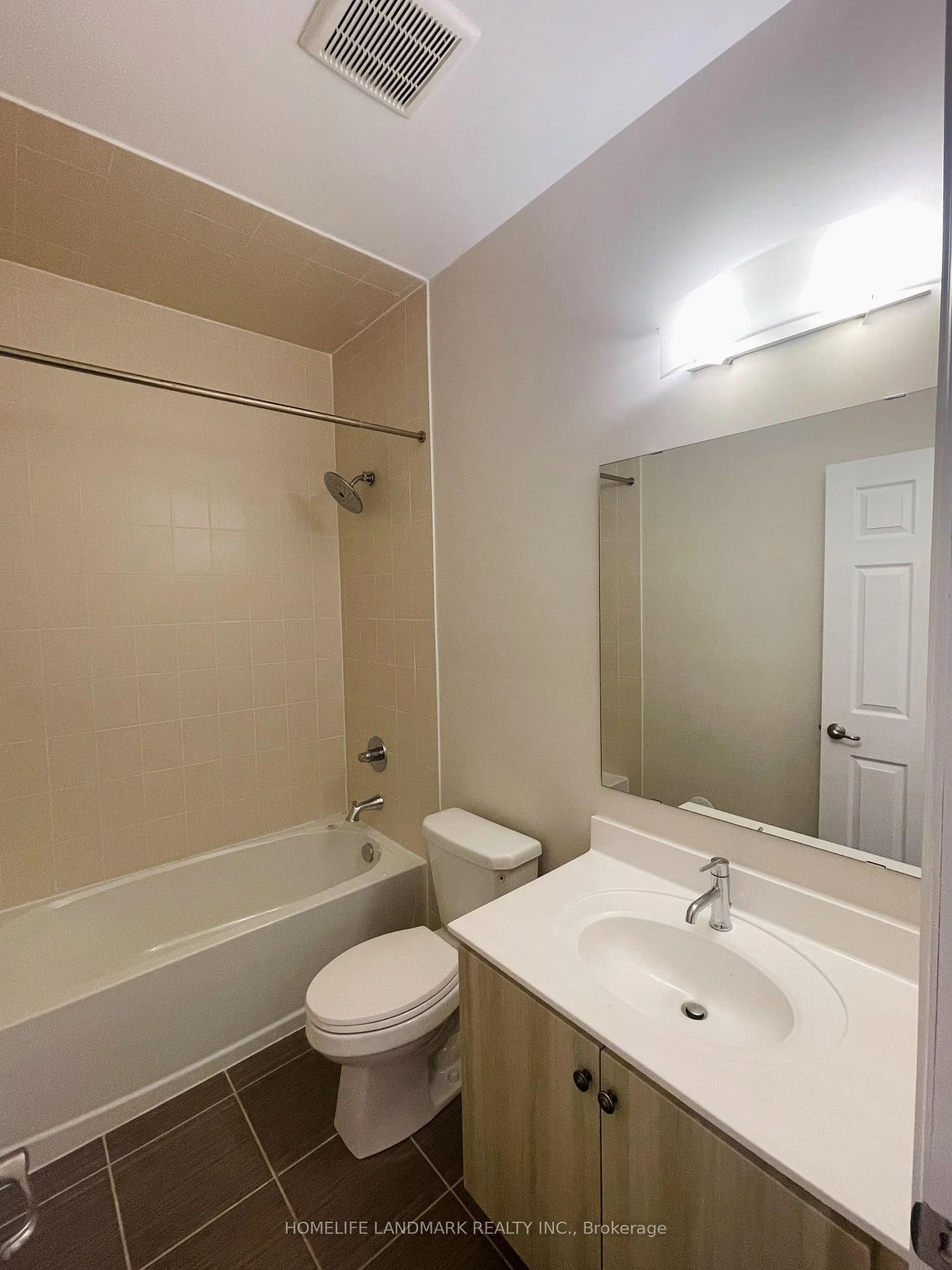 Photo 60 of 95 Carrville Woods Circle, Vaughan, Patterson — HOMEH