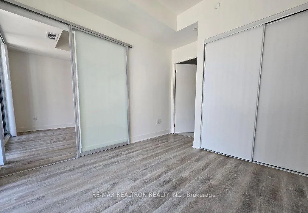 Photo 6 of Unit 301, 185 Deerfield Road, Newmarket, Central Newmarket — HOMEH