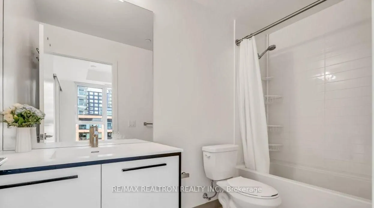 Photo 7 of Unit 301, 185 Deerfield Road, Newmarket, Central Newmarket — HOMEH