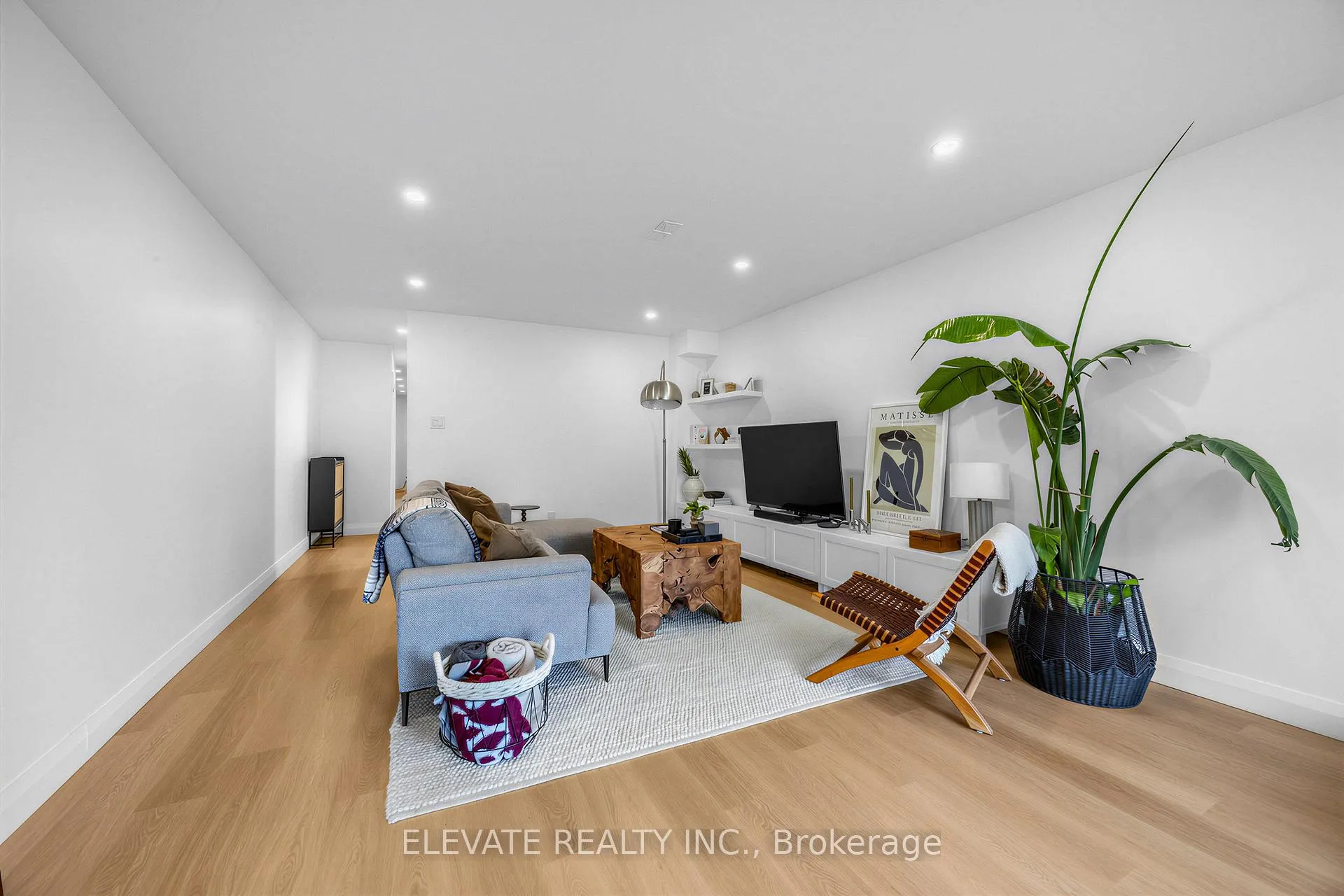 Photo 3 of 1 Mulock Avenue, Toronto, Junction Area — HOMEH