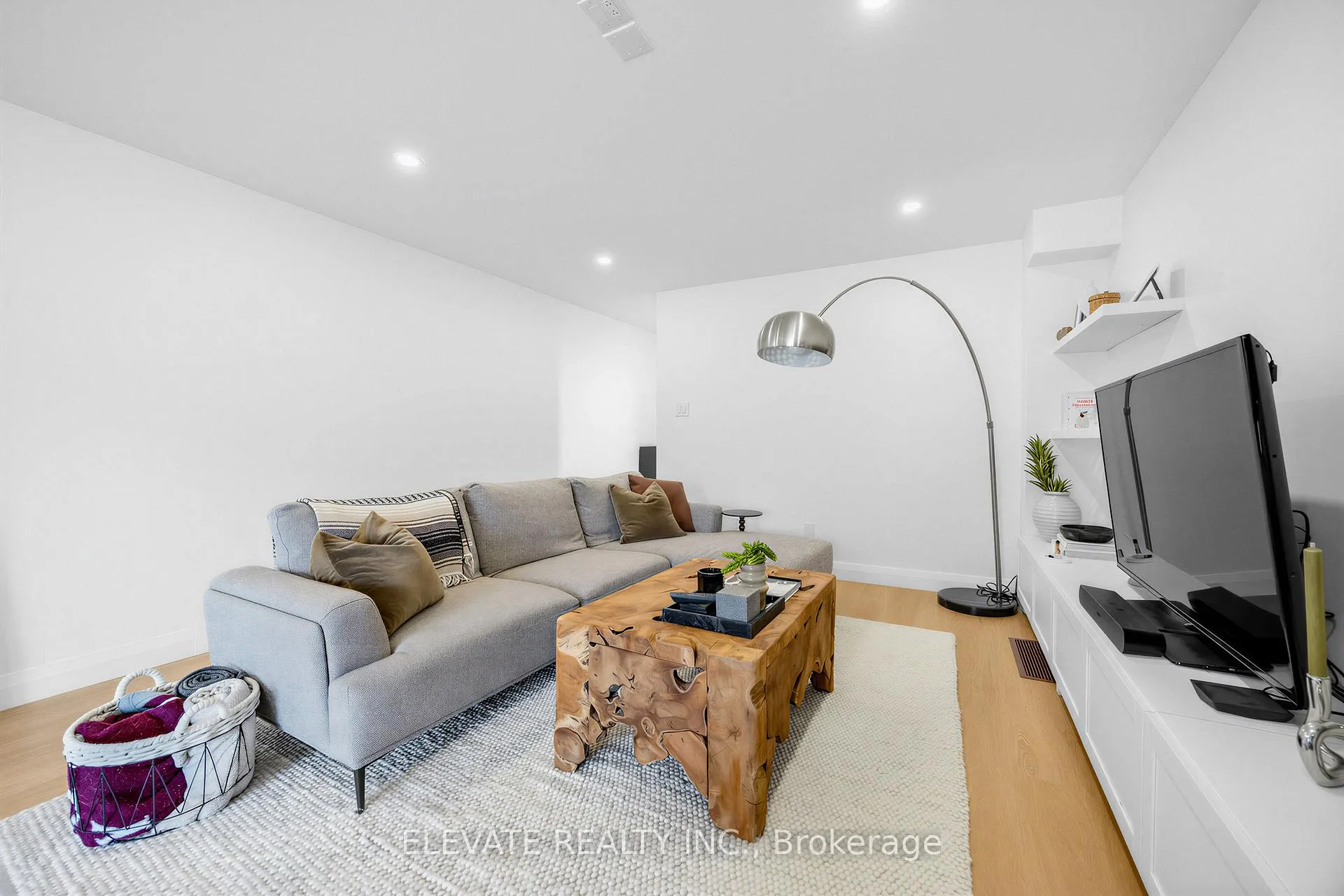 Photo 5 of 1 Mulock Avenue, Toronto, Junction Area — HOMEH
