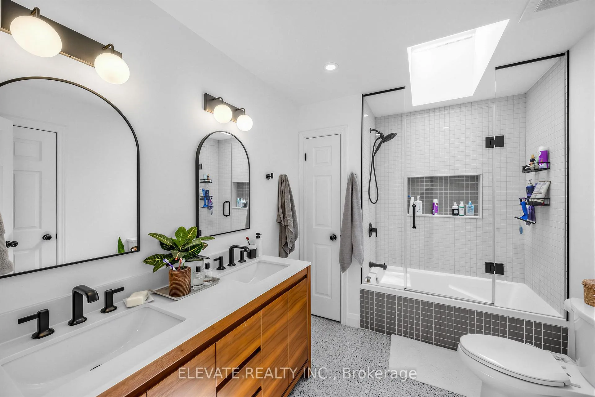 Photo 14 of 1 Mulock Avenue, Toronto, Junction Area — HOMEH