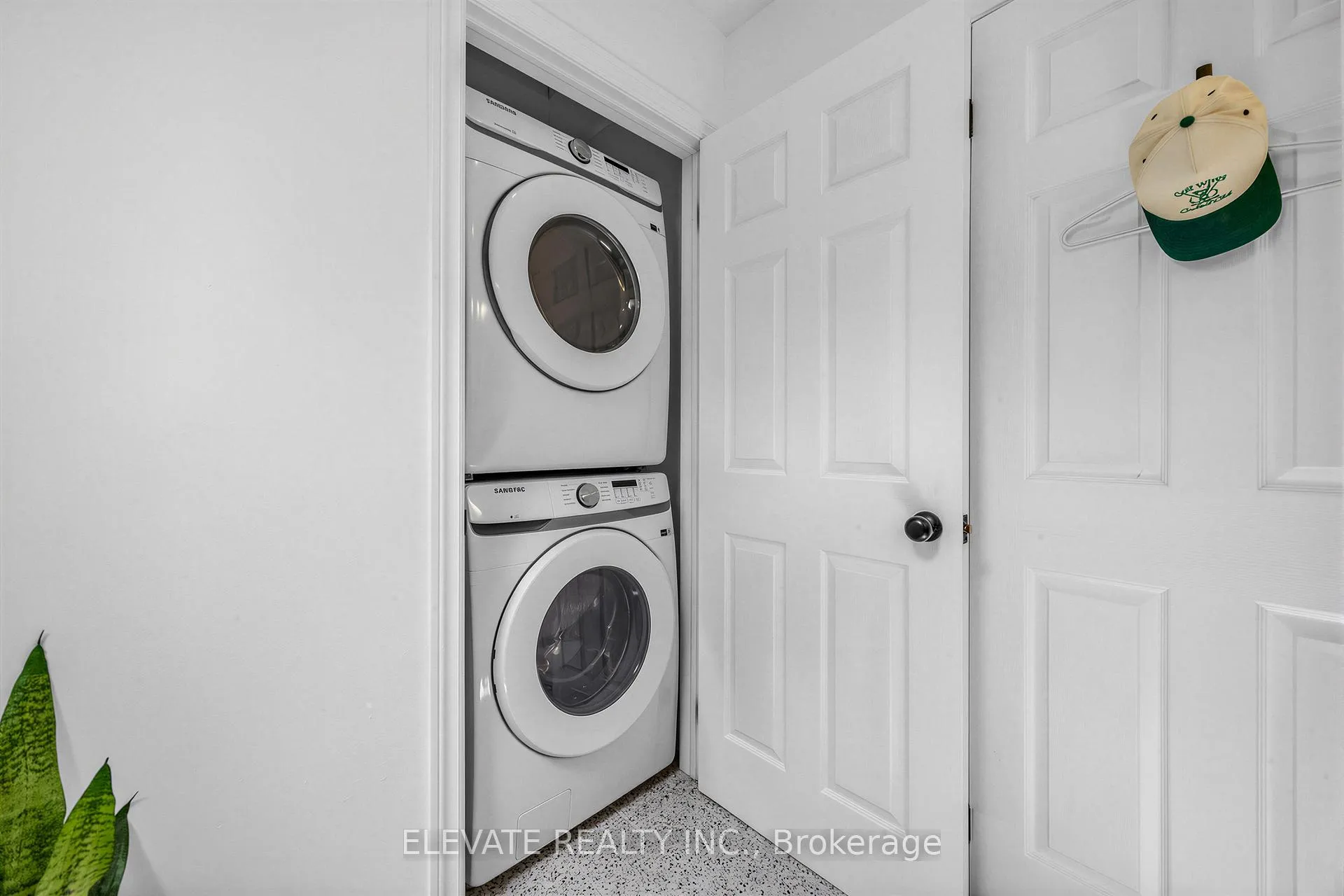 Photo 15 of 1 Mulock Avenue, Toronto, Junction Area — HOMEH