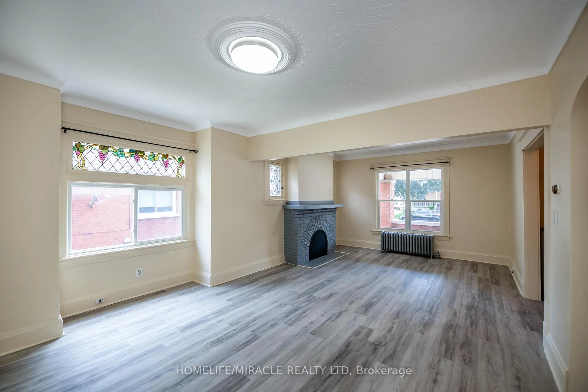 Photo 12 of 4975 Mcrae Street, Niagara Falls, Cherrywood — HOMEH